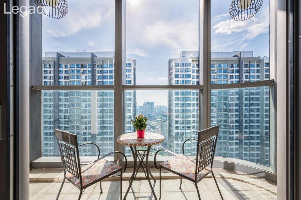 Landmark 81 Legacy Inn