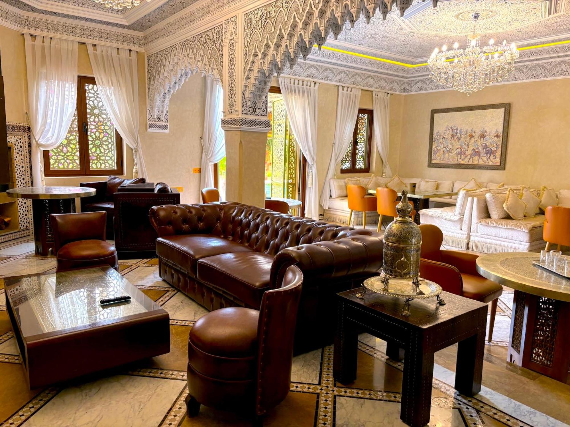 lounge