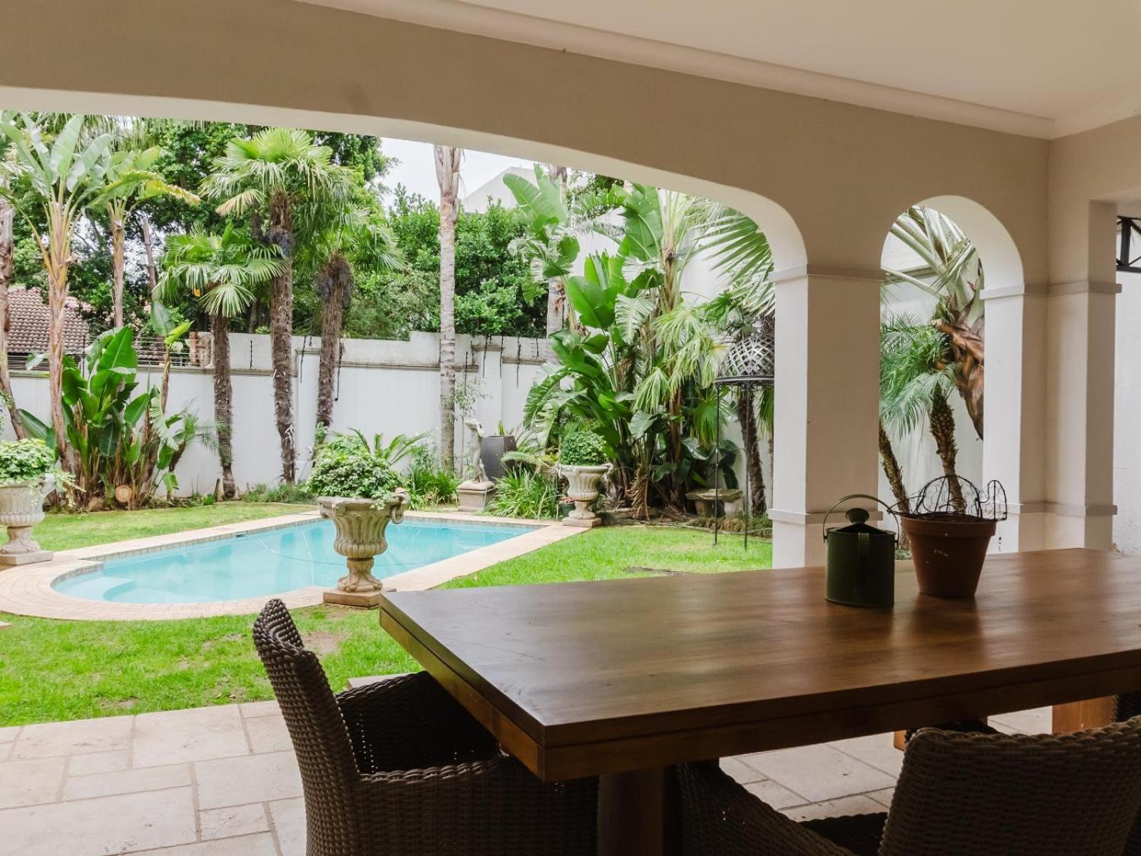 Hyde Park Retreat