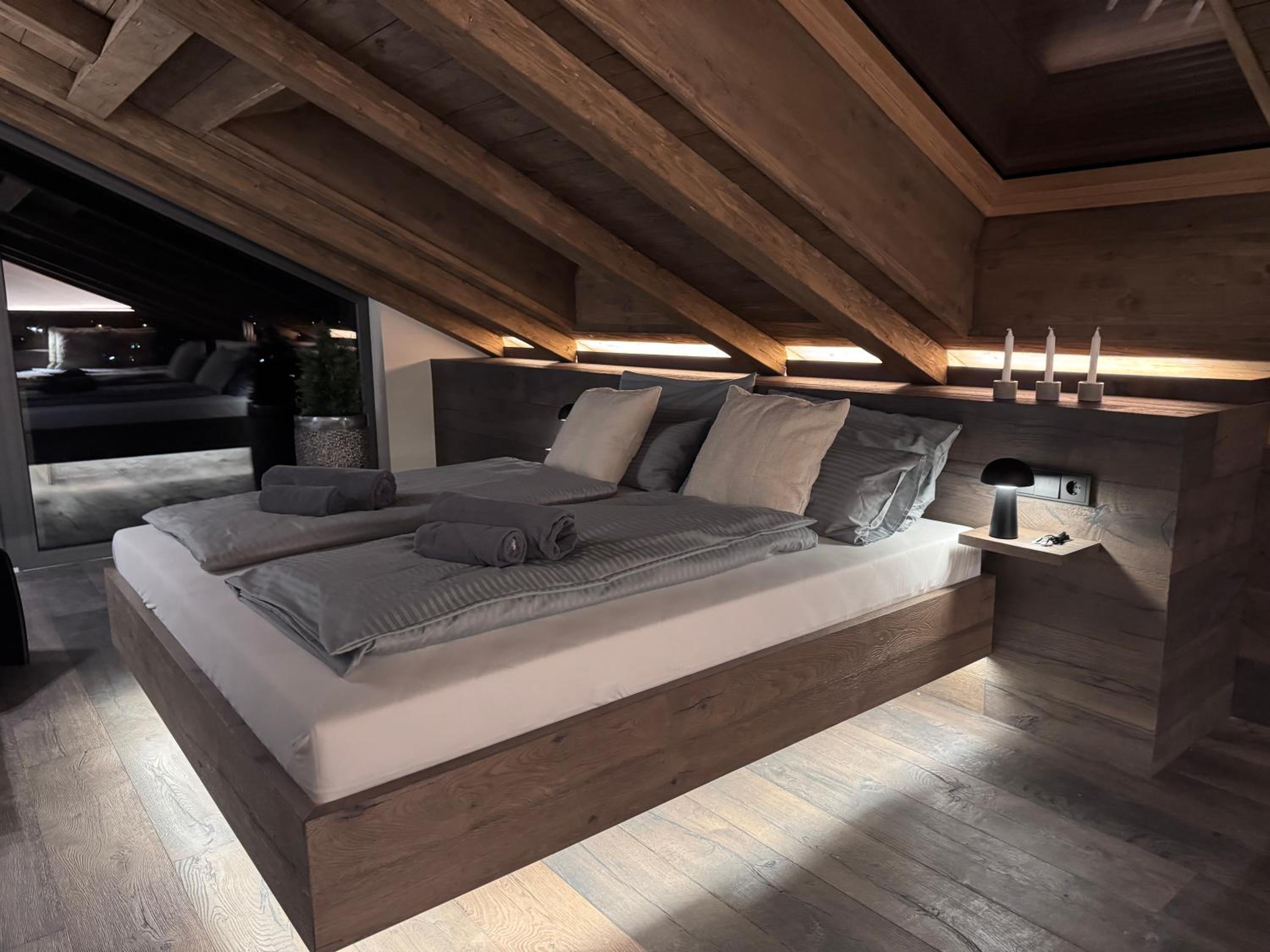 LIVALPIN Chalet - with private Sauna & Whirlpool