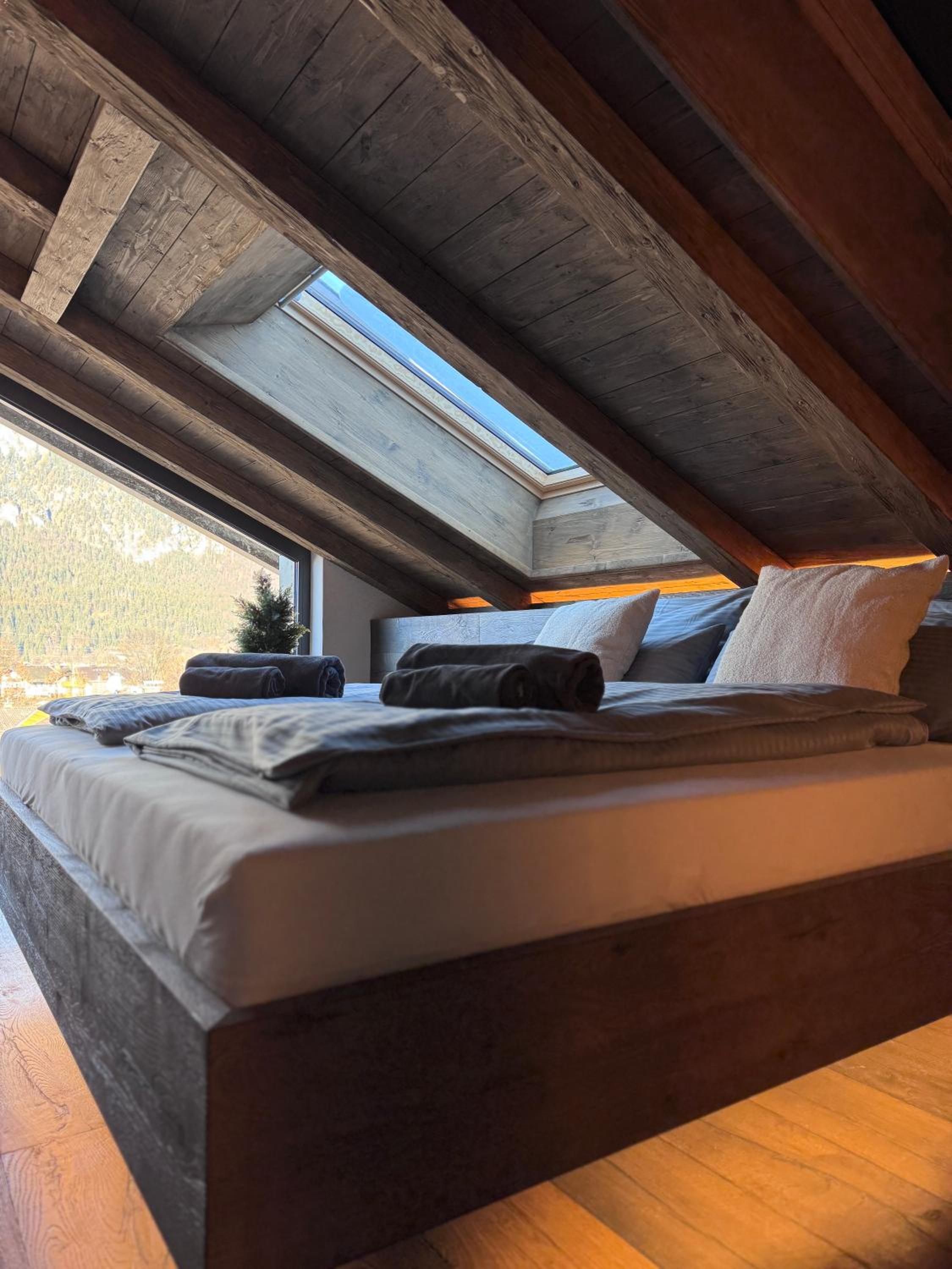 LIVALPIN Chalet - with private Sauna & Whirlpool