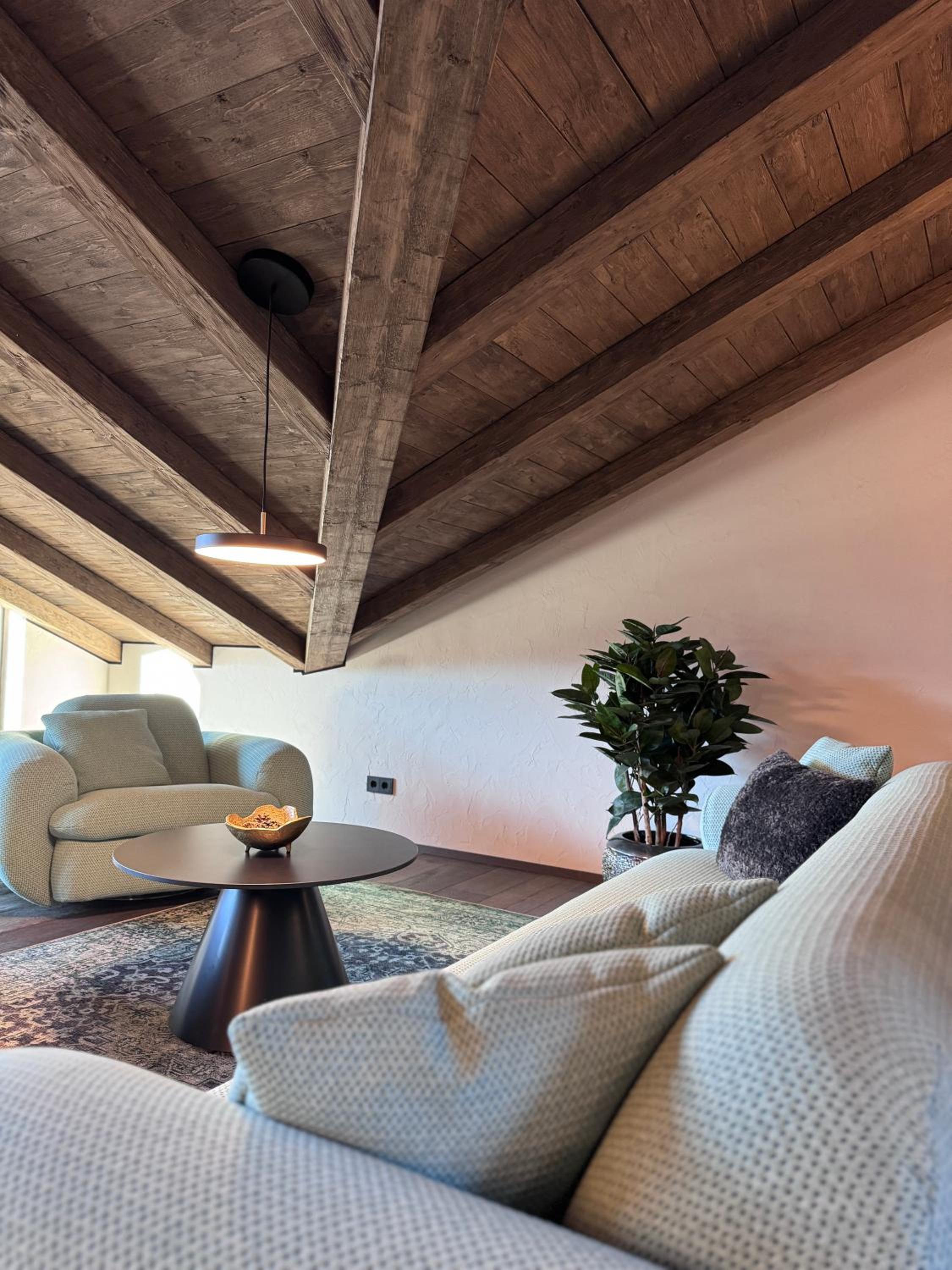 LIVALPIN Chalet - with private Sauna & Whirlpool