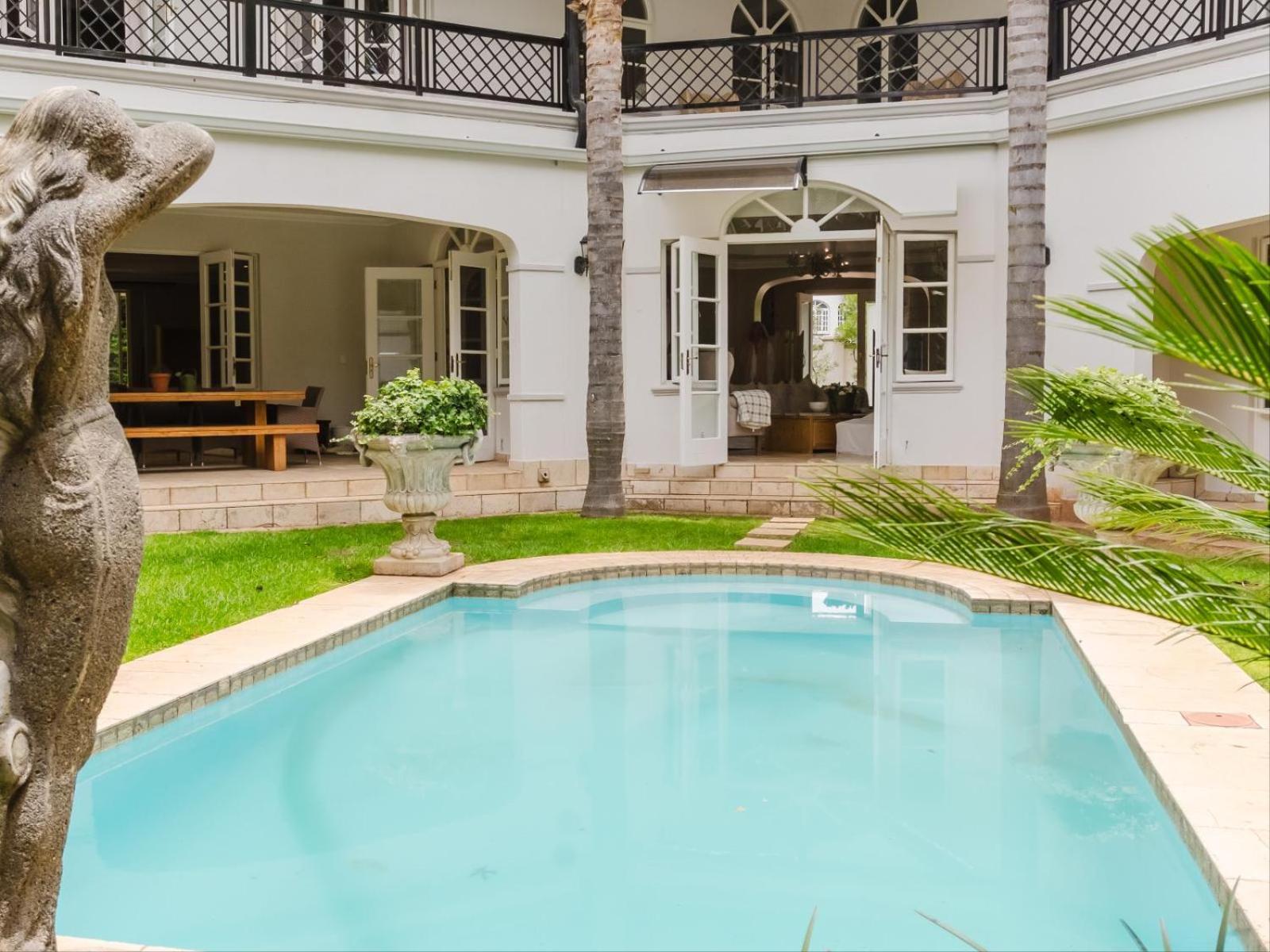 Hyde Park Retreat