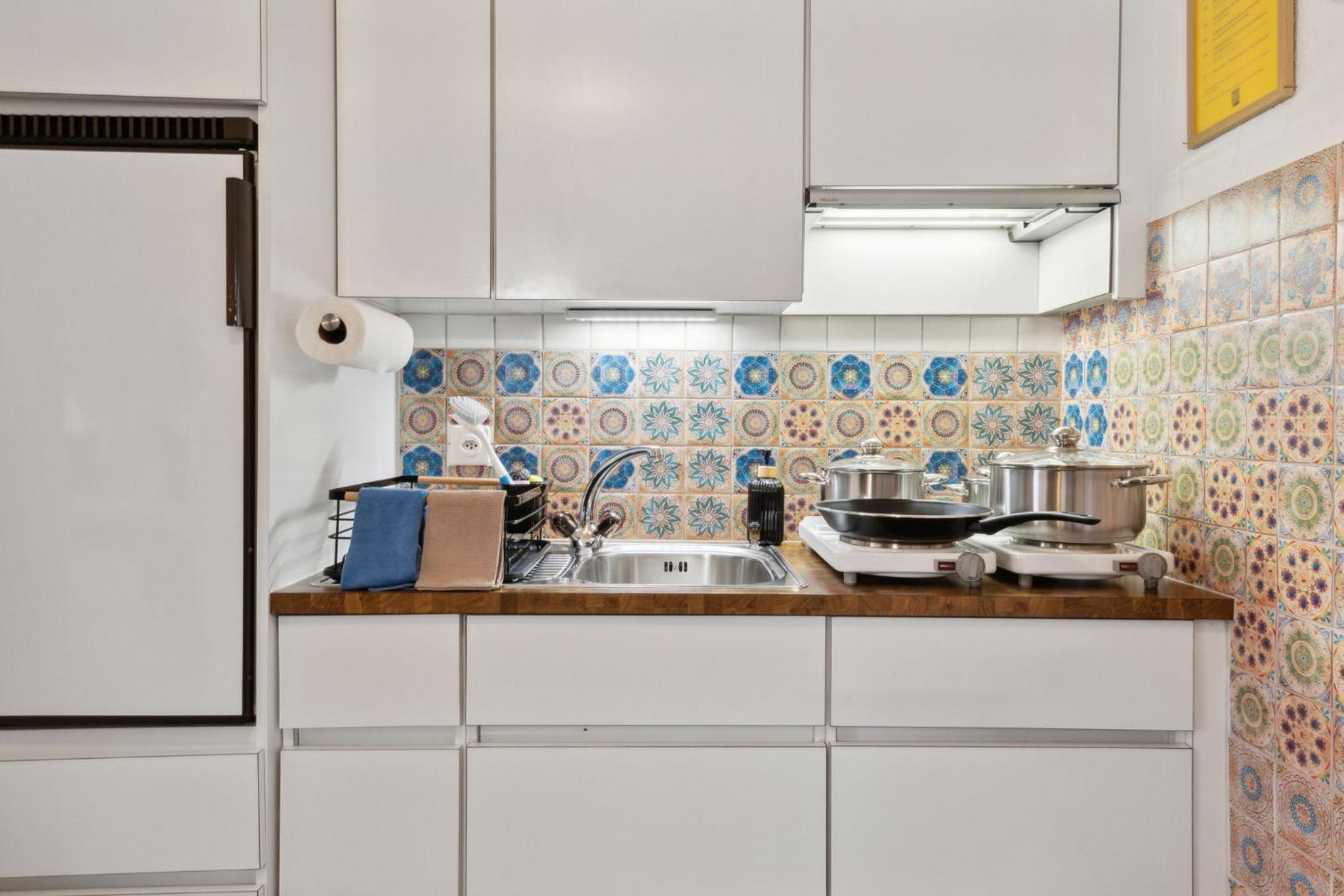 ReMo I 4 Seasons Apartment I 1-4 Personen I See, Bergsicht I 65'' Smart TV, Tischkicker und Badewanne I Parkplatz
