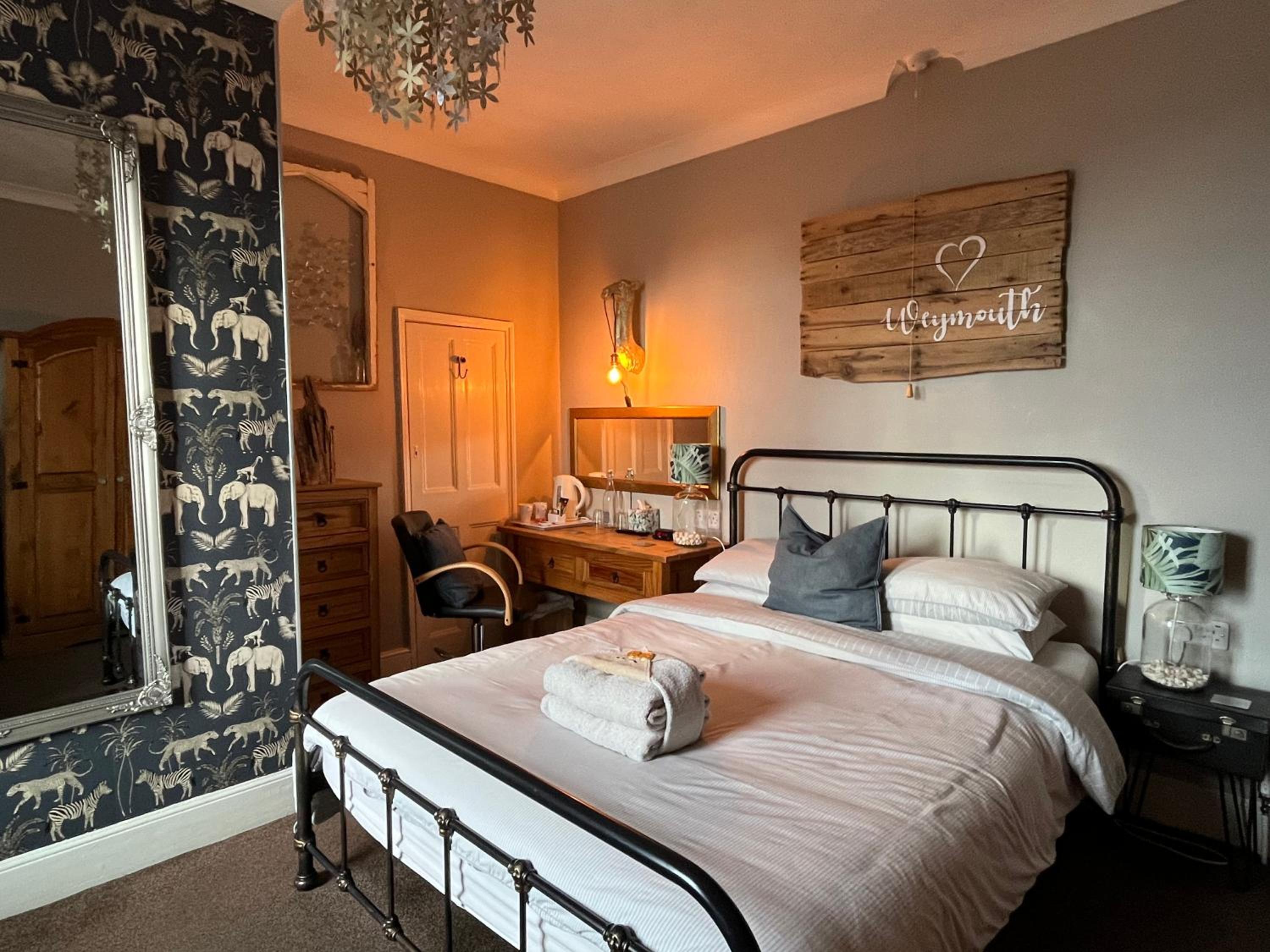 Kelston Guest House