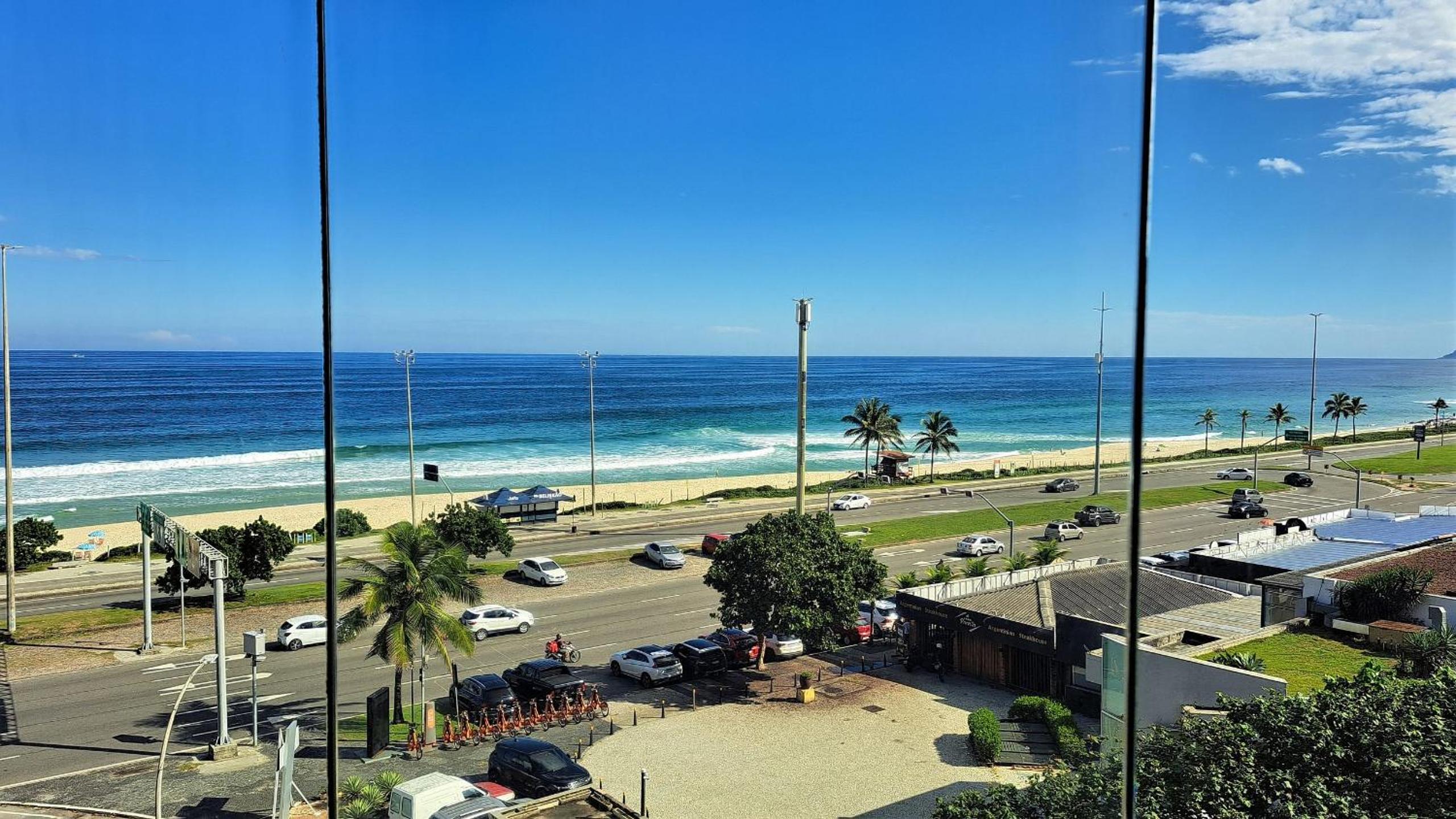 Lindo apt Ocean Drive Resort Vista praia da Barra - Beira Mar