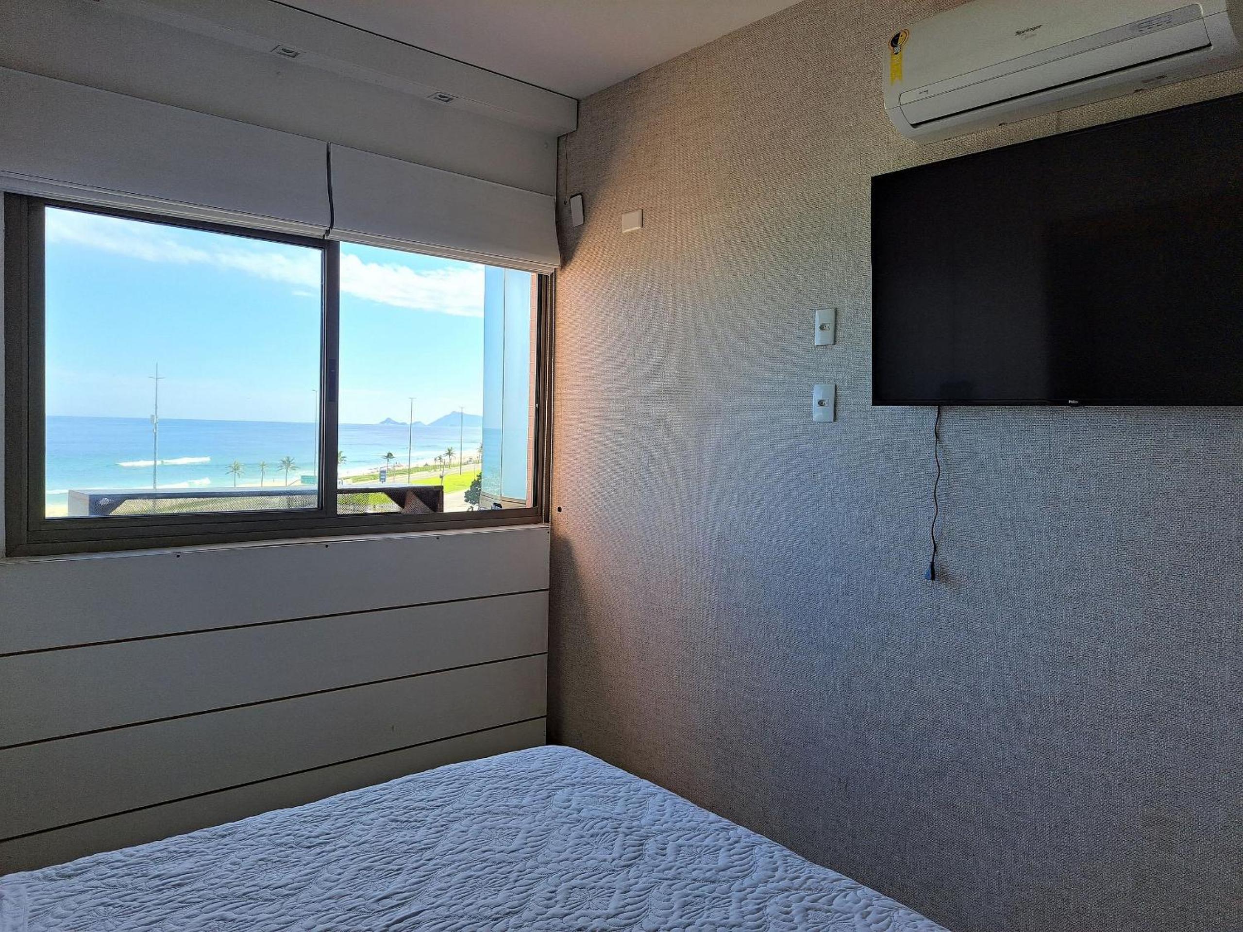 Lindo apt Ocean Drive Resort Vista praia da Barra - Beira Mar