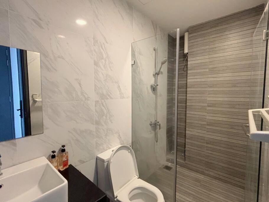 Stylish Studio 2PX, Emporis Near MRT KD, Segi & Thomson Hospital photo 5