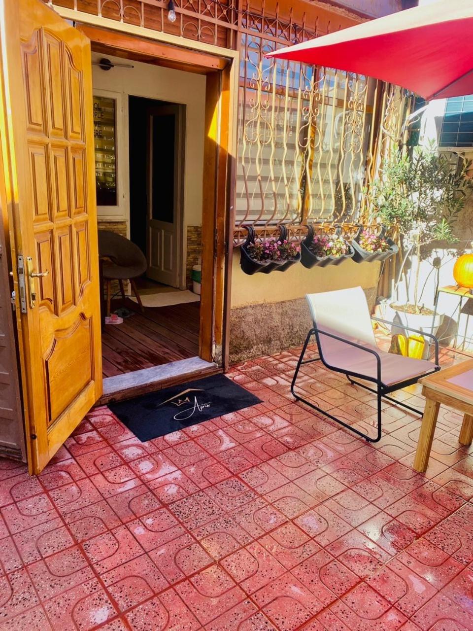 APIS Apartaments with private garden