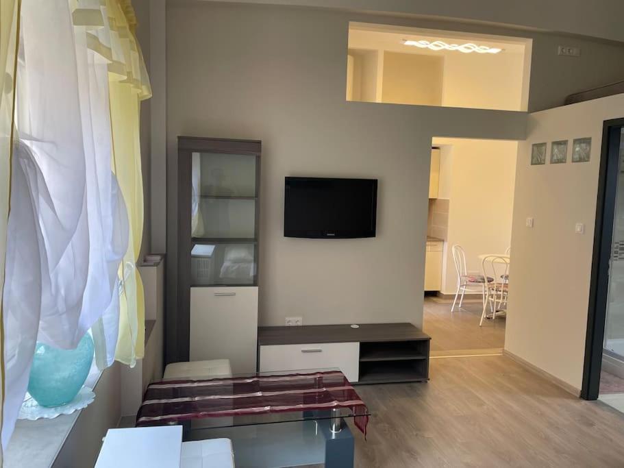 Széchenyi Apartman Széchenyi tér 13