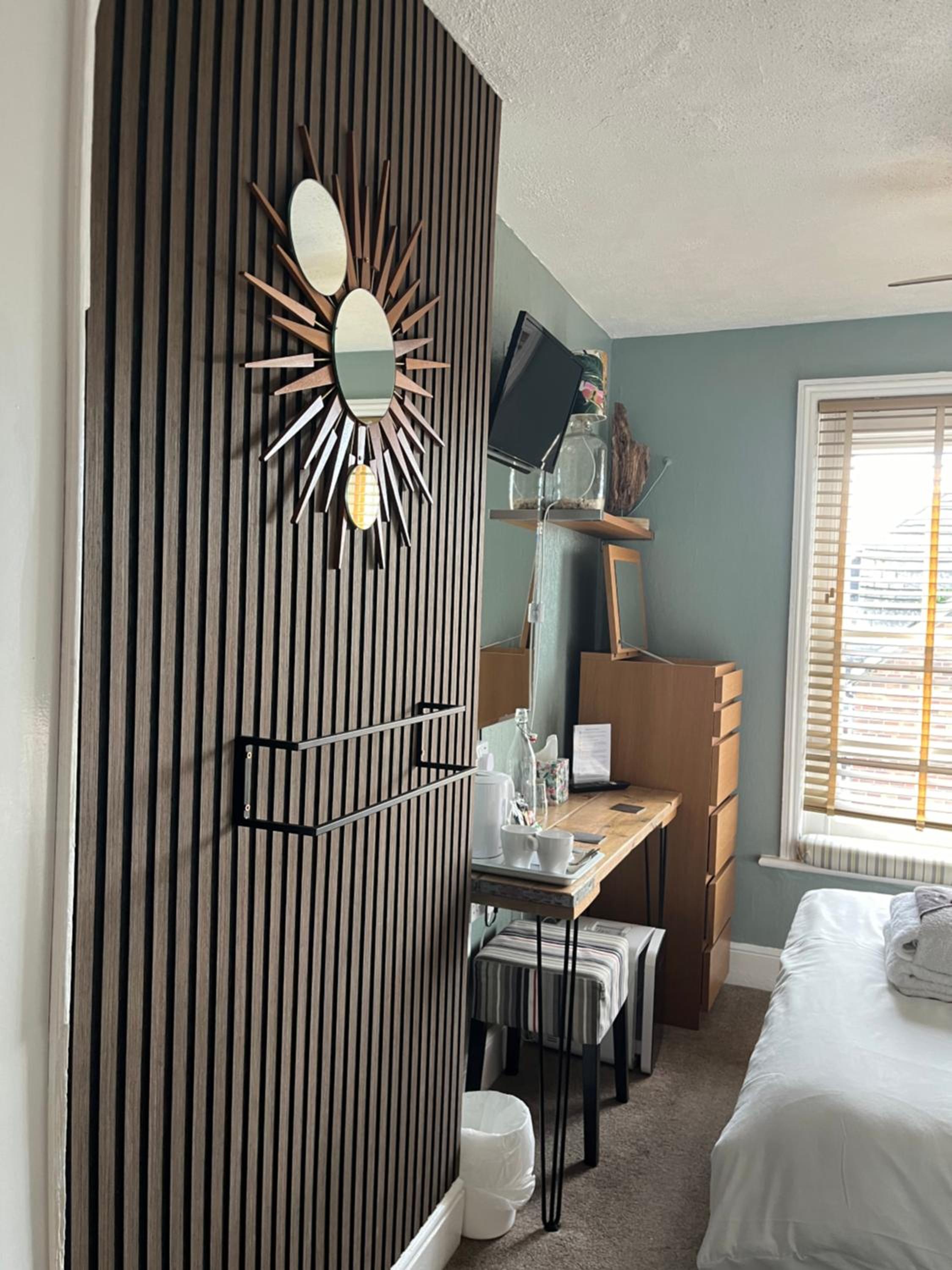 Kelston Guest House