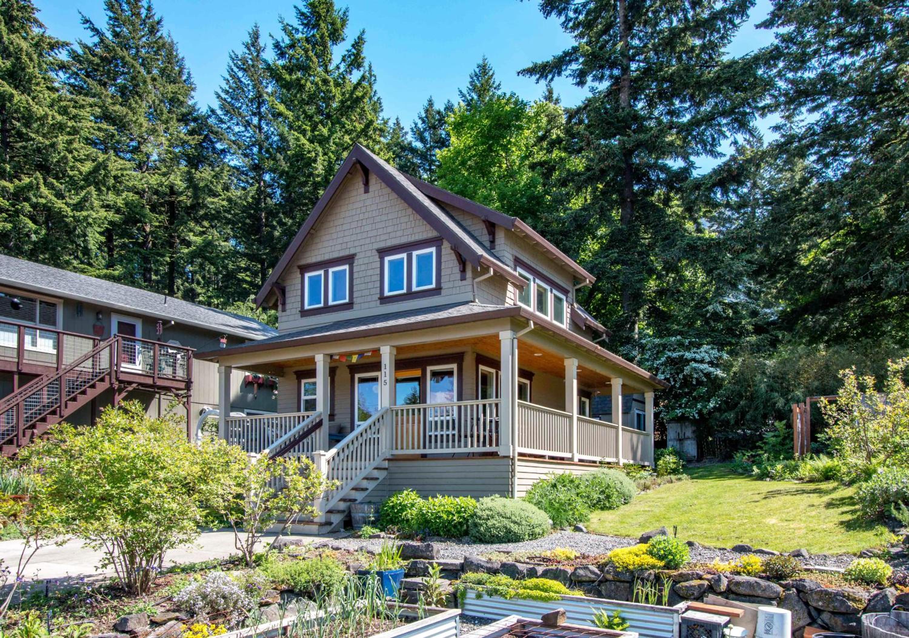Venture Garden House