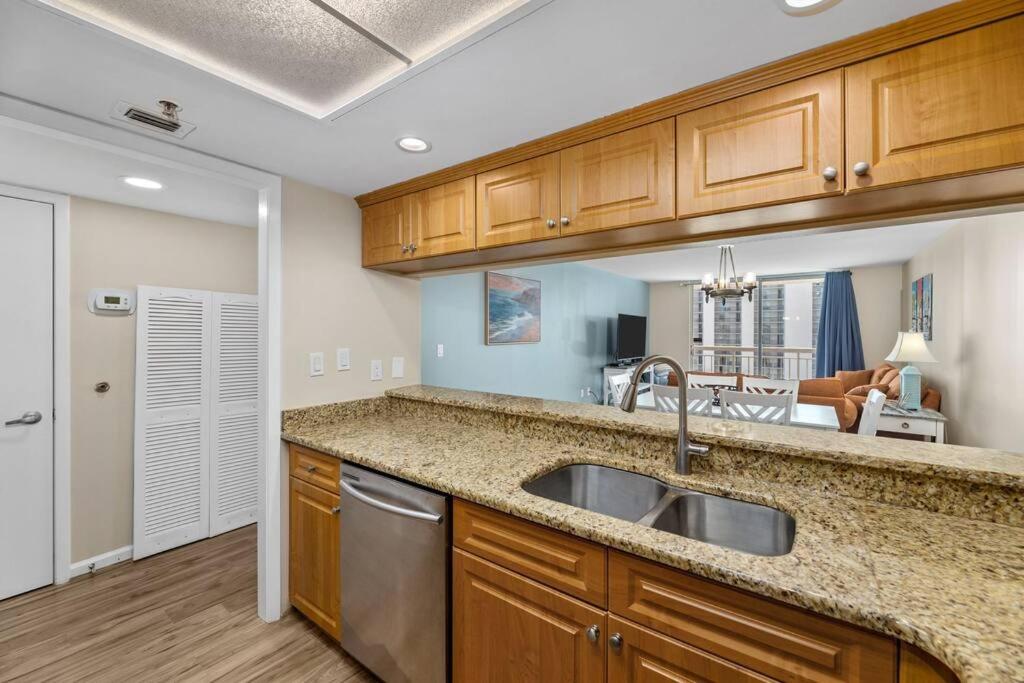 Salt Life Retreat - 3 bedroom Kingston Plantation view 4