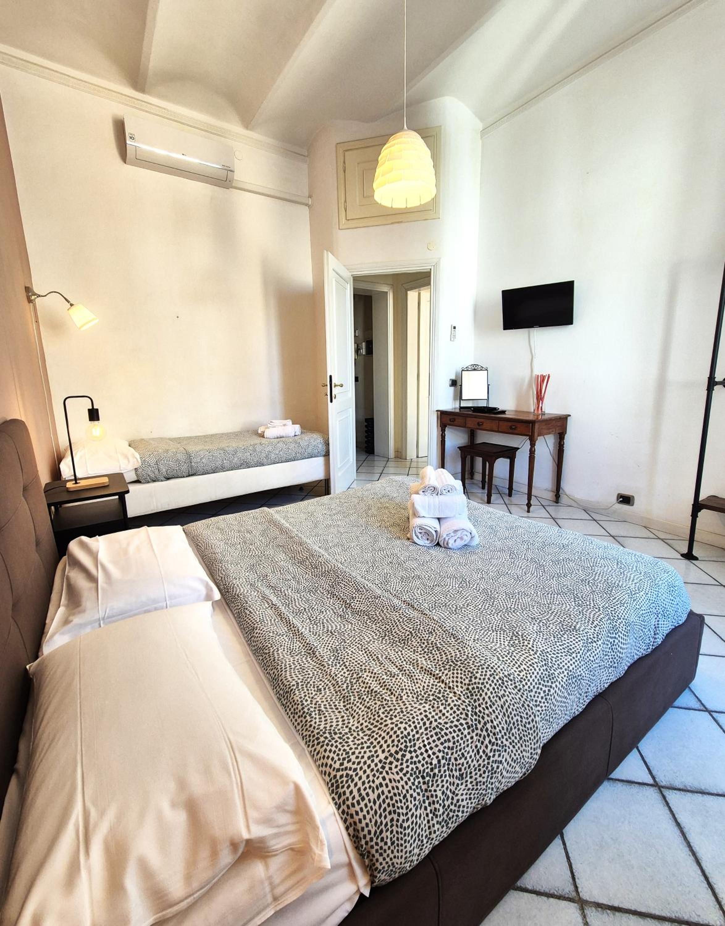 Redseven Rome Apartments