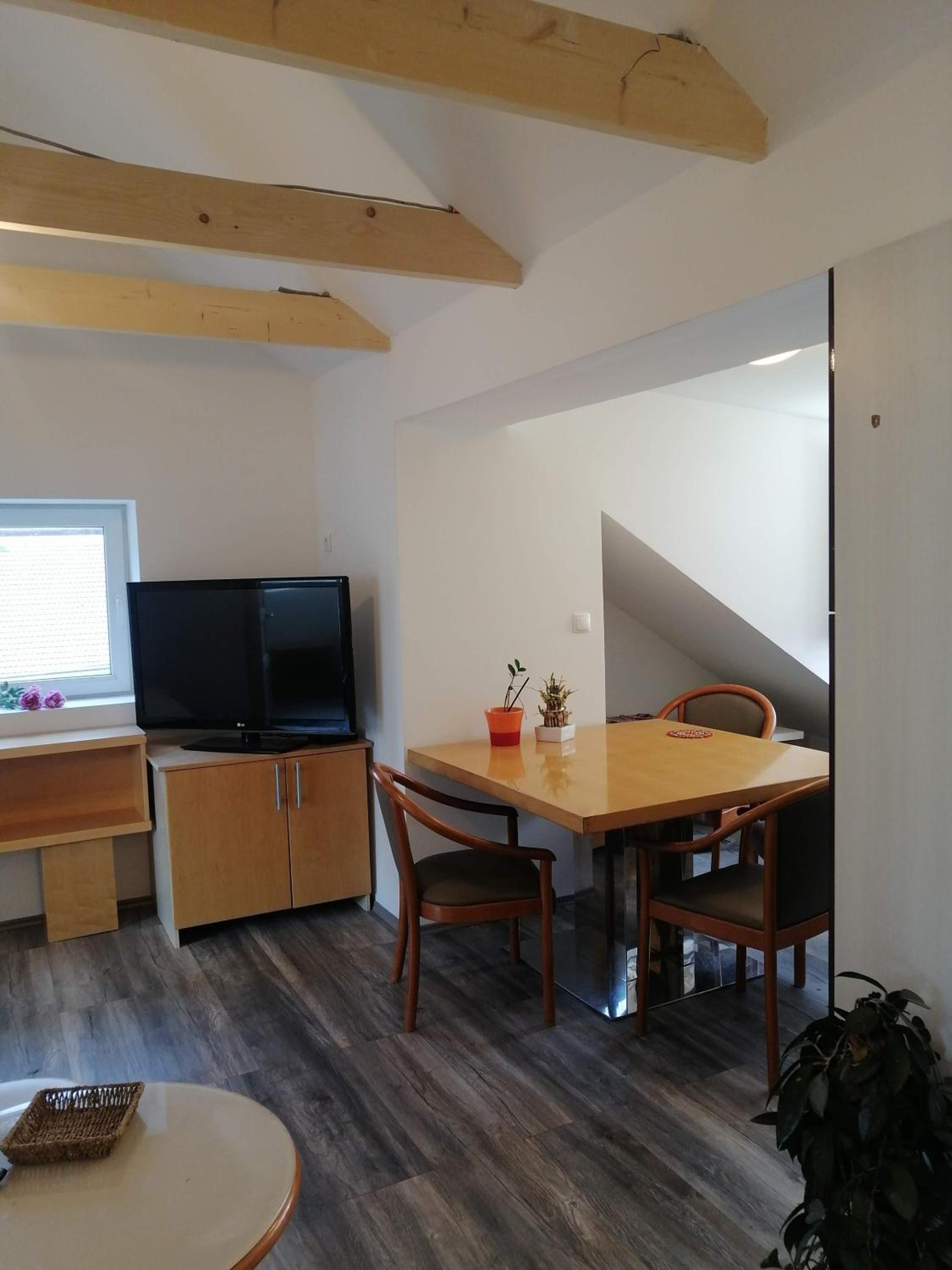 Apartma Zeus view 3