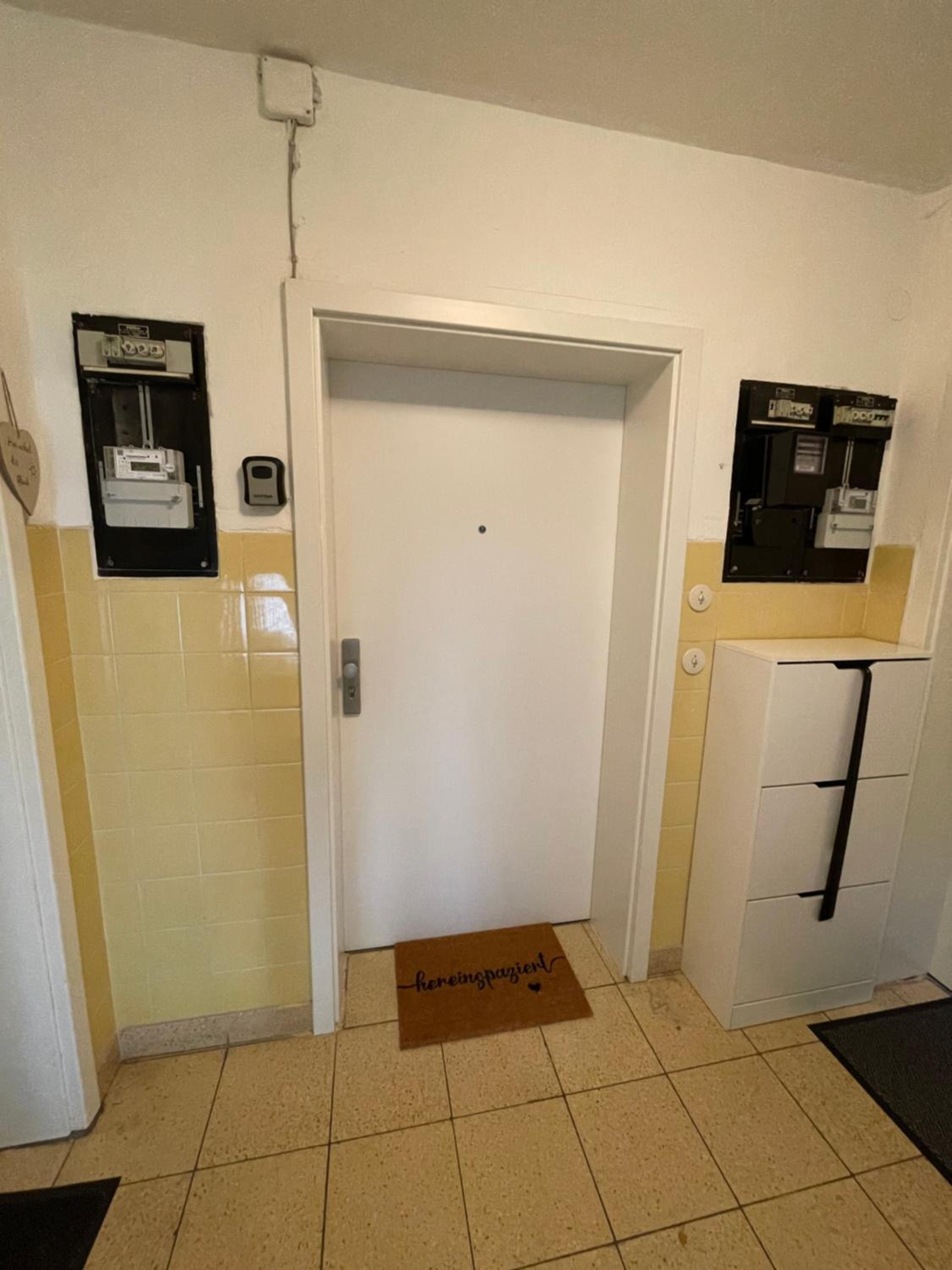 Sonniges Apartment, W-lan, Parkplatz, Autobahnnah, S-Bahn , Messe