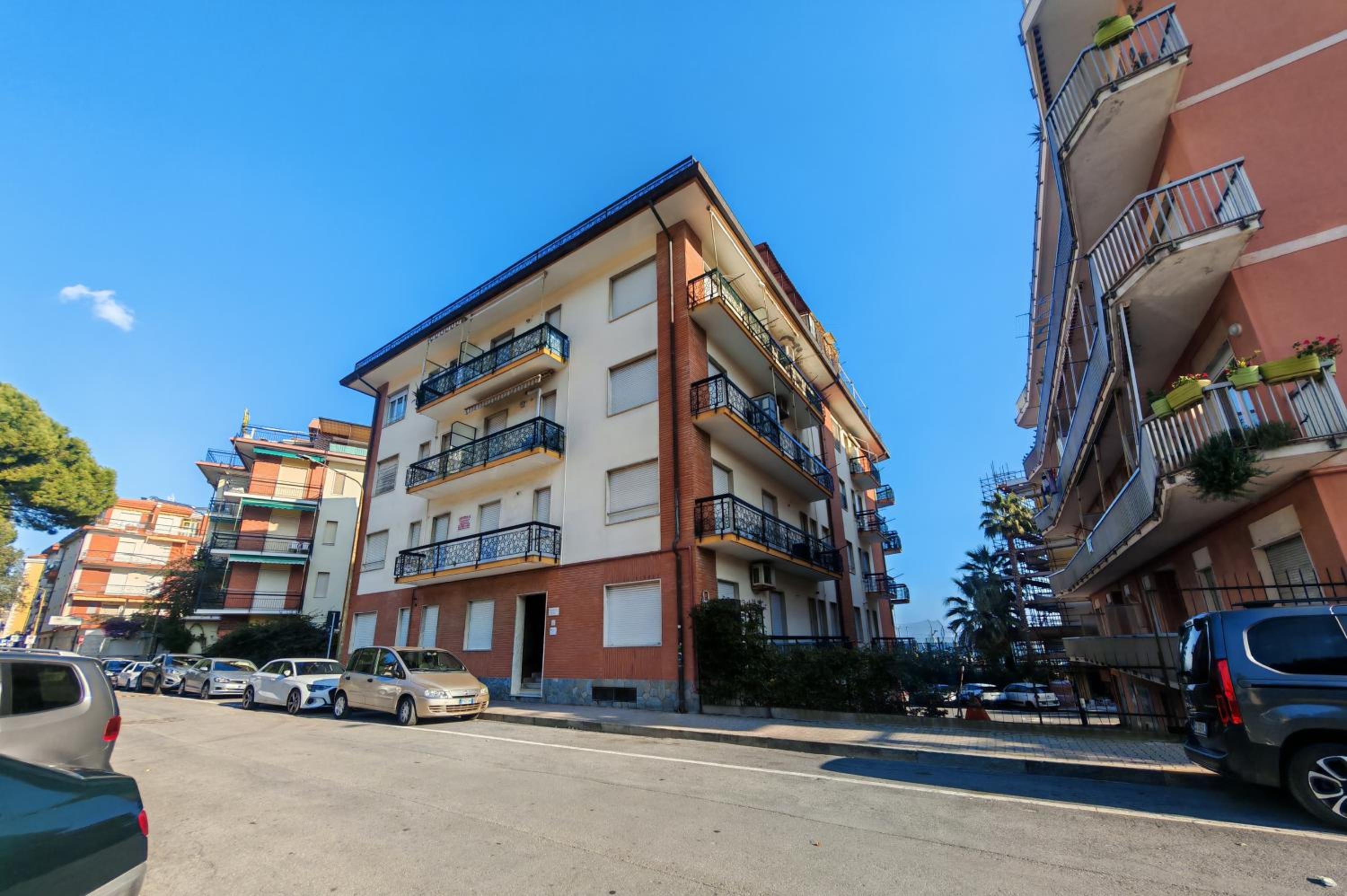 Appartamento sul mare via Caprera 25