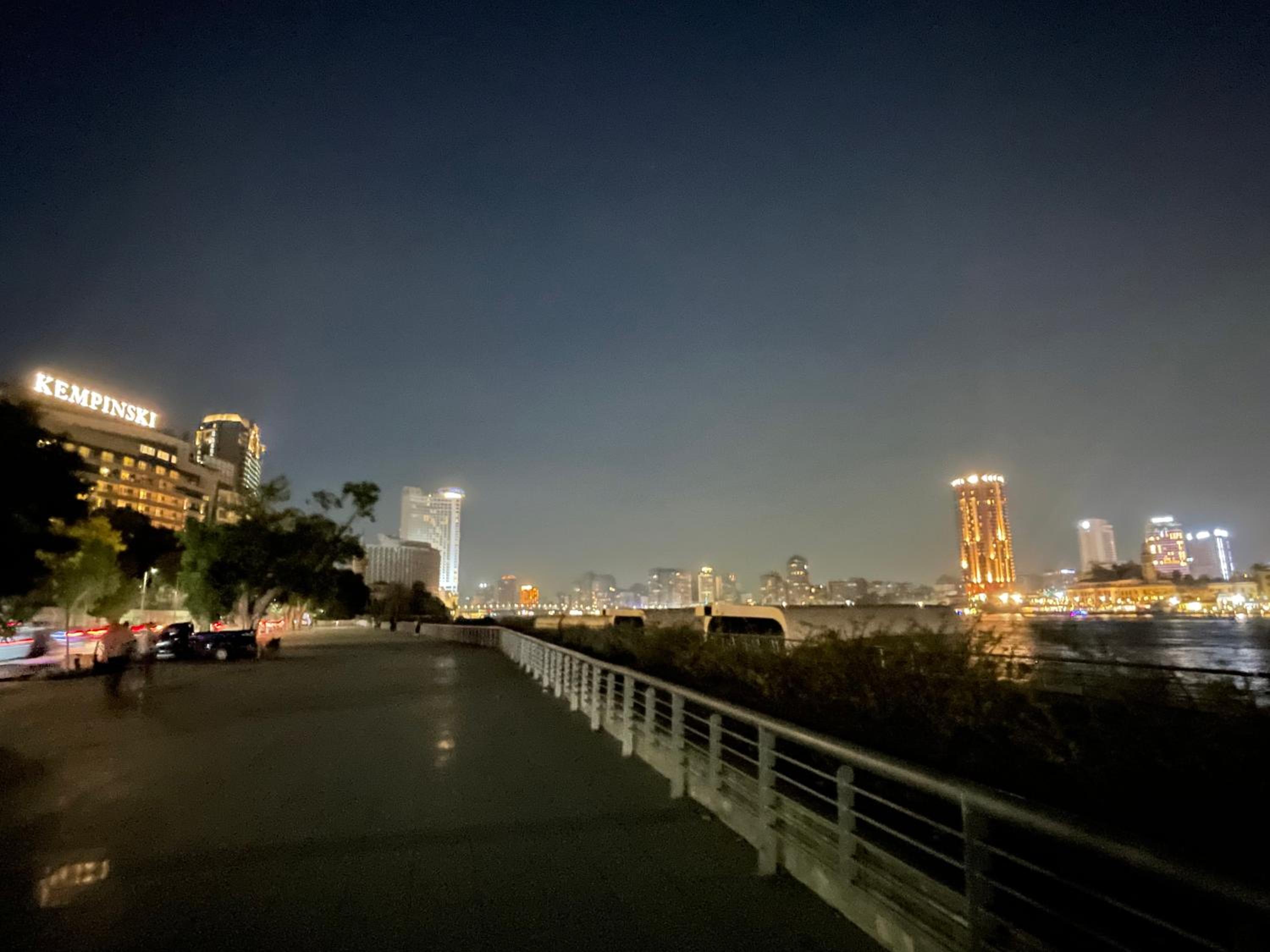 Luxury 5-Star Stay in Cairo Downtown Garden City - Steps from the Nile & All Top Attractions