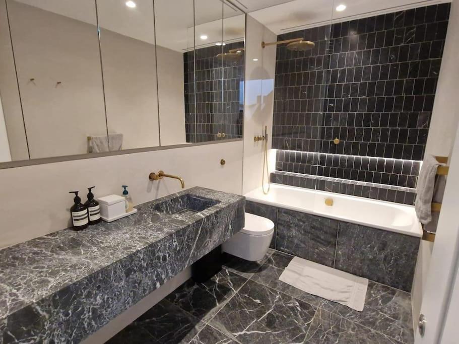 Luxurious 4 Bed