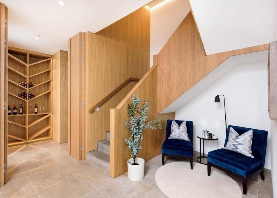 Luxurious 4 Bed