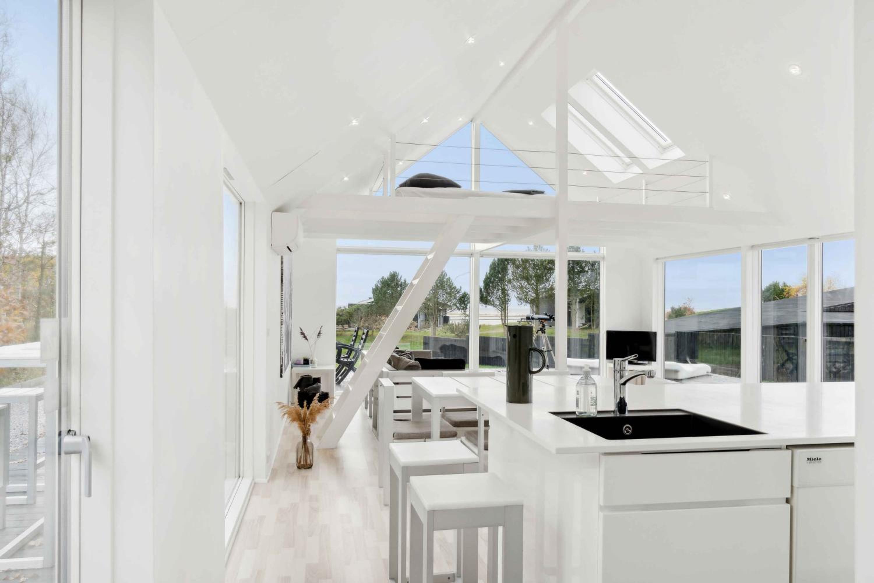 Luxury House With Sea View In Beautiful Ebeltoft! view 3