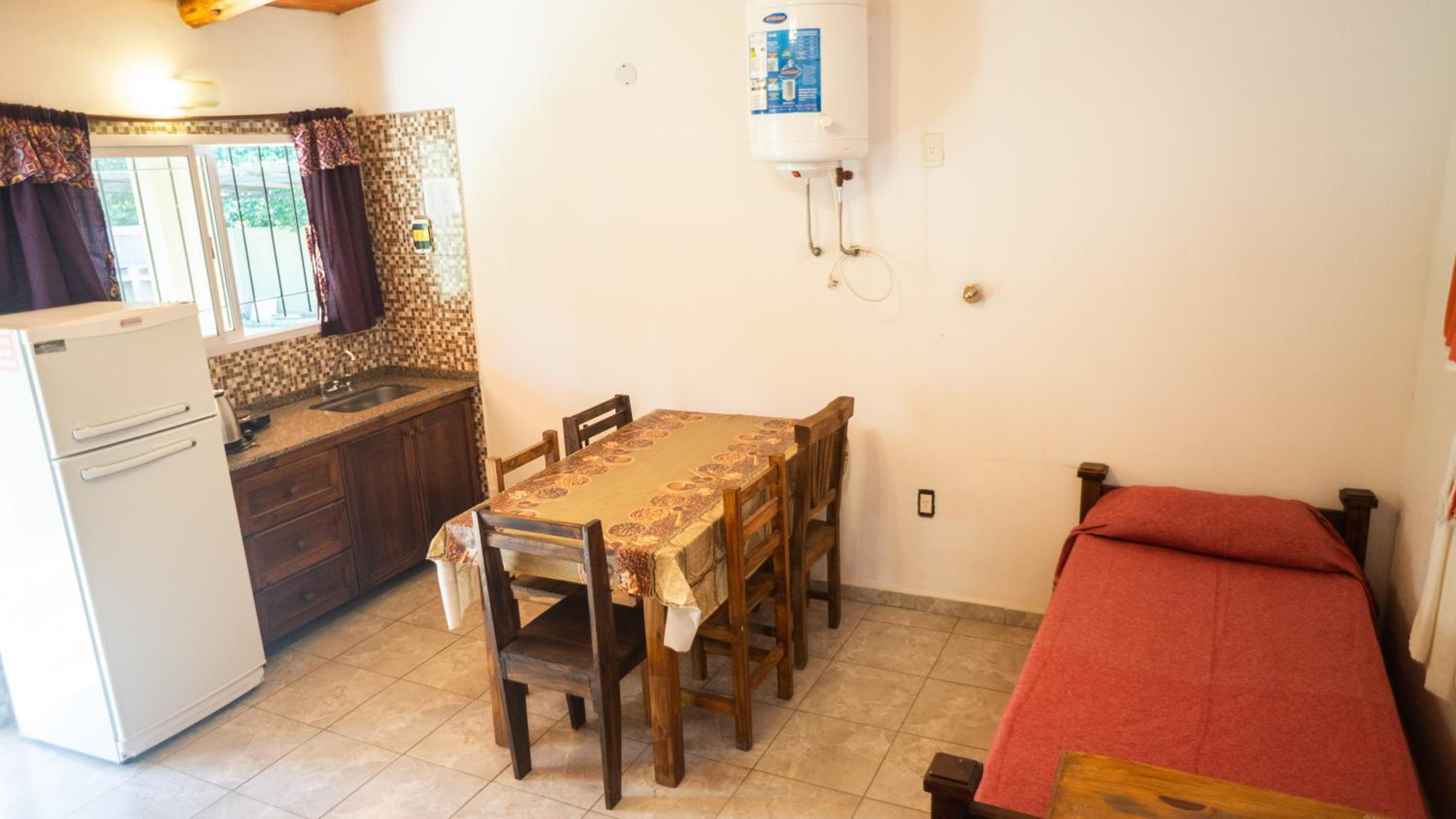 Monoambiente amplio con pileta