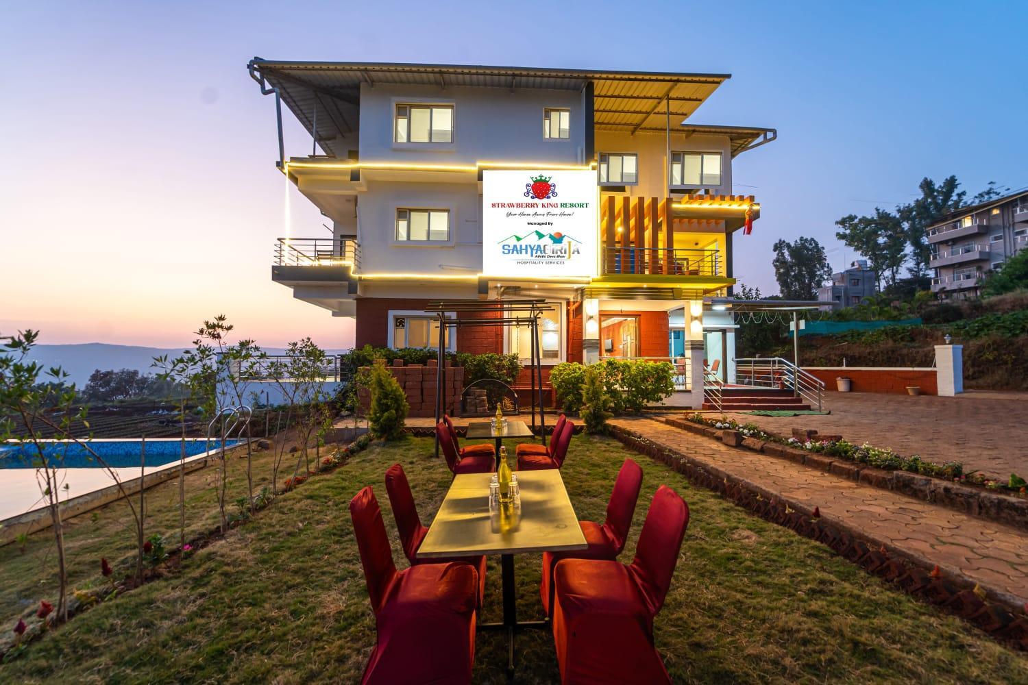 Strawberry King Resort view 5