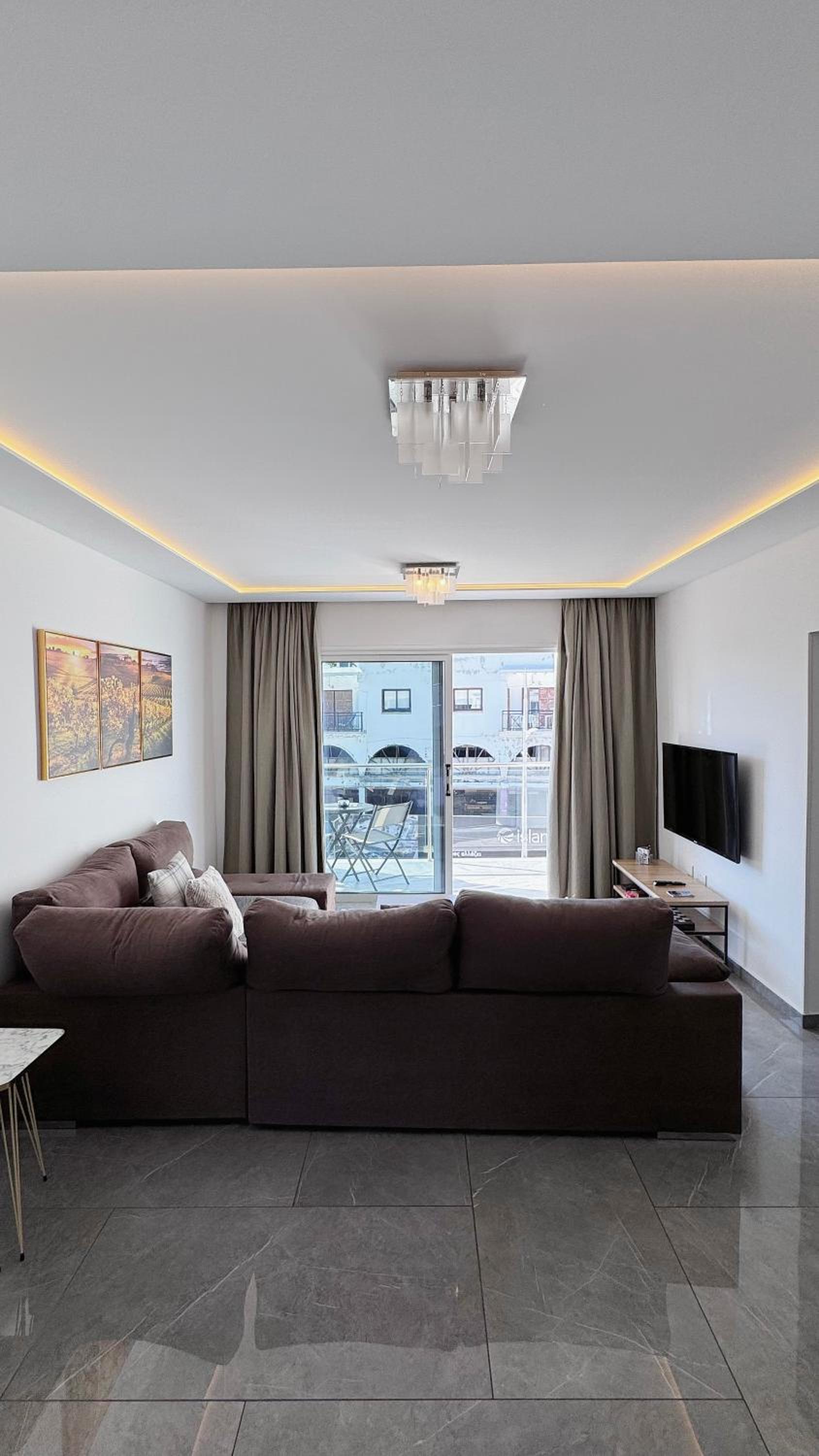 Savvas Apartment