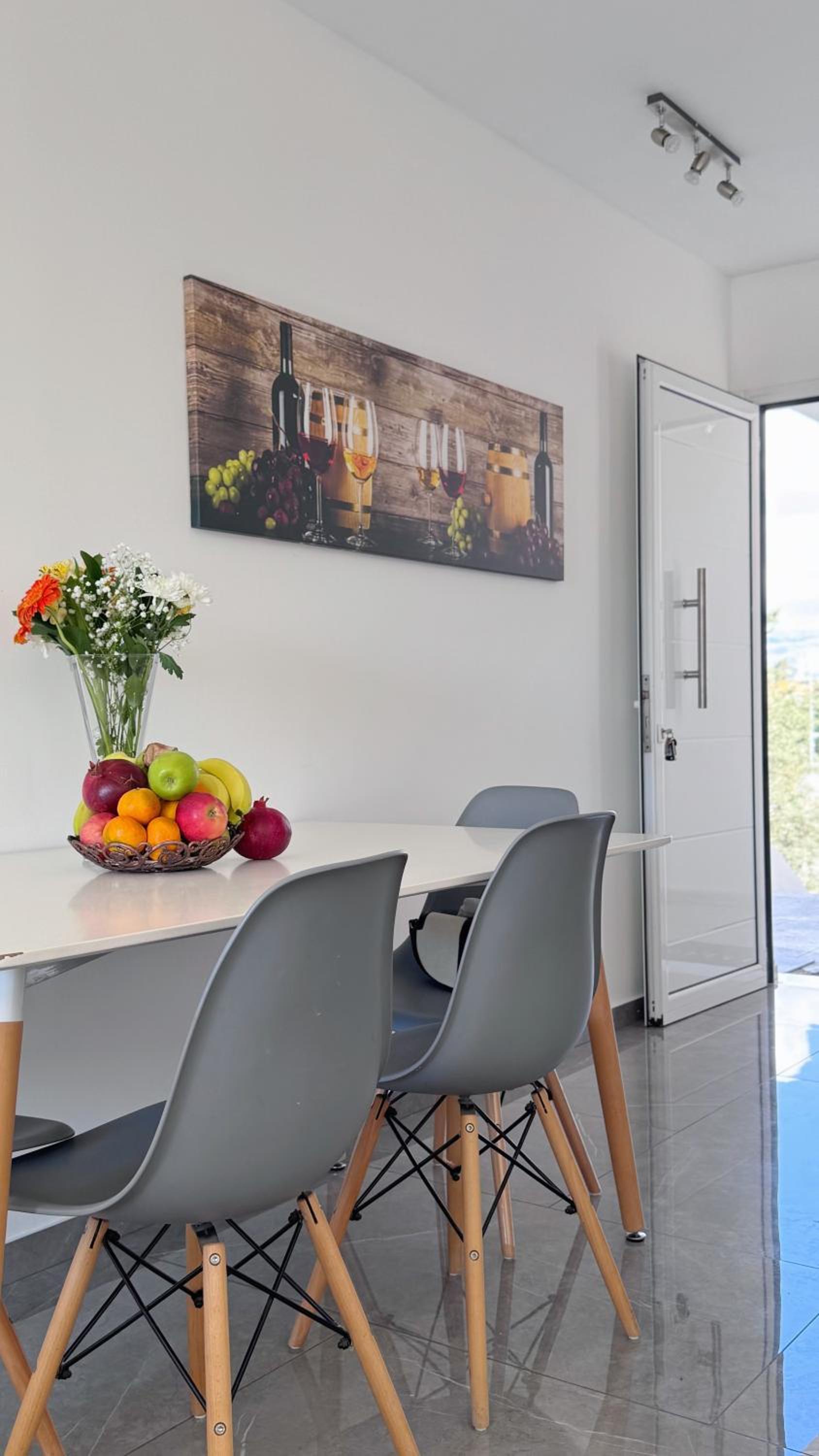 Savvas Apartment