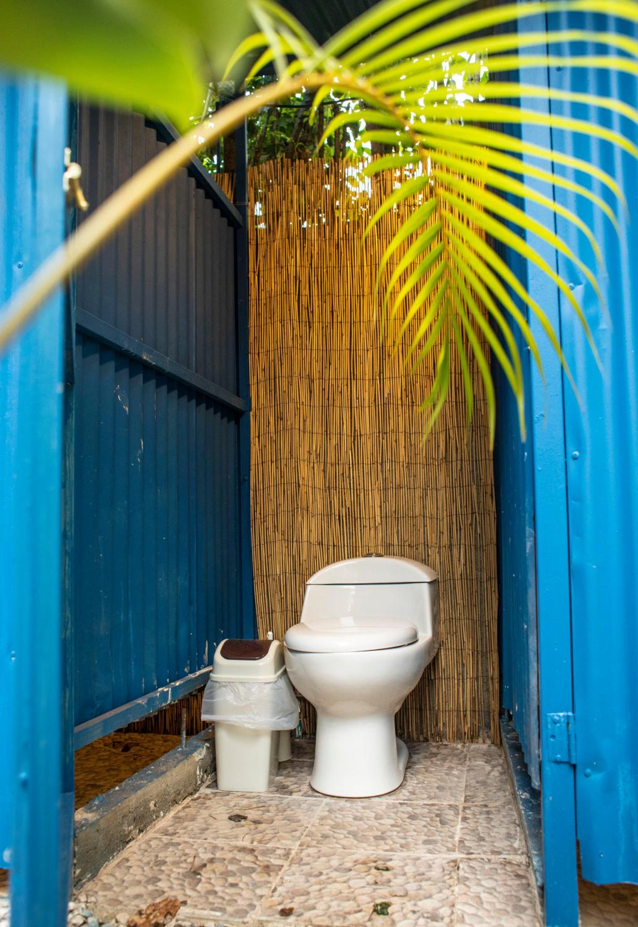 Argdivan Beach Hostel