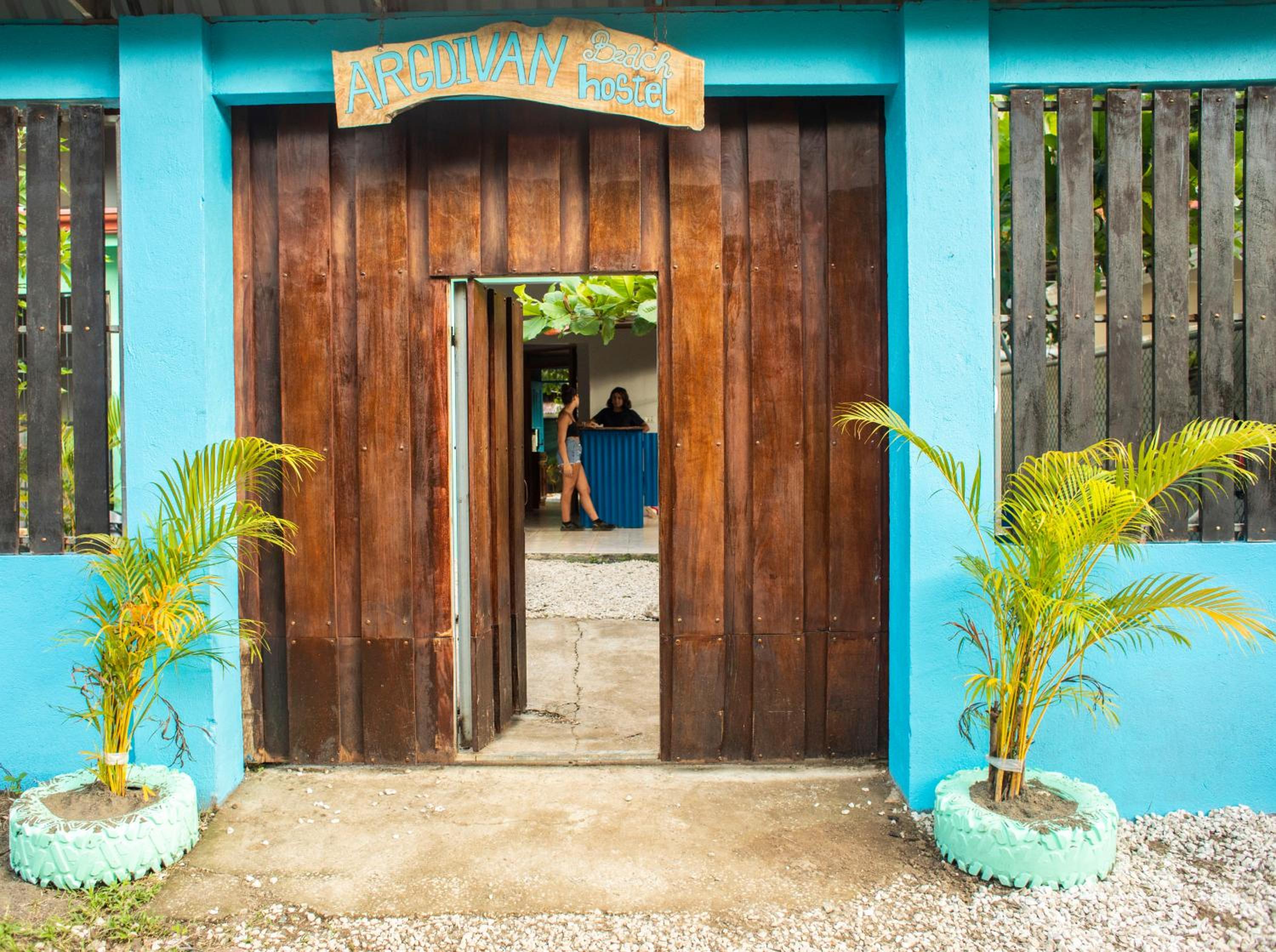 Argdivan Beach Hostel