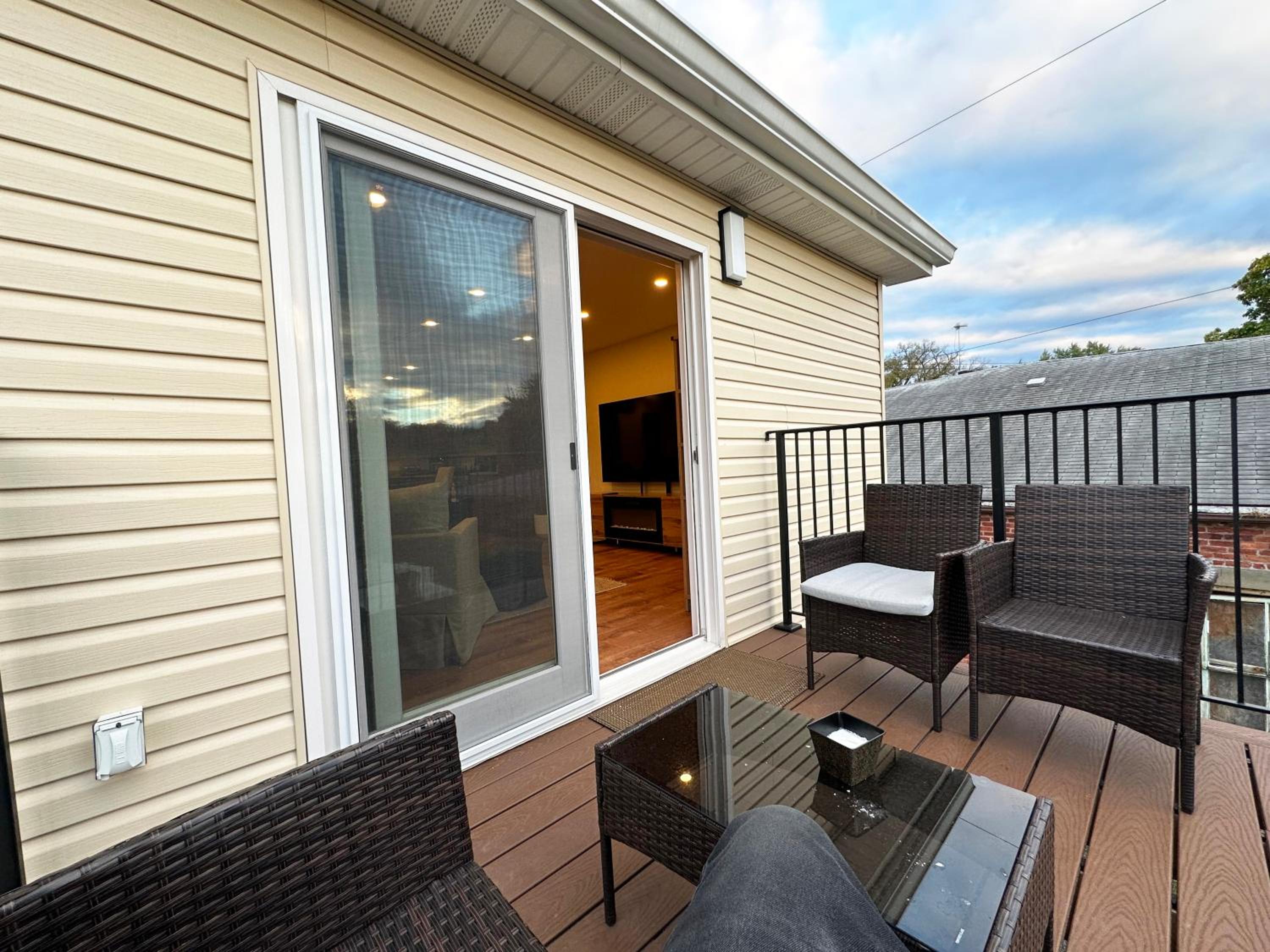 Saugerties Waterfront Getaway