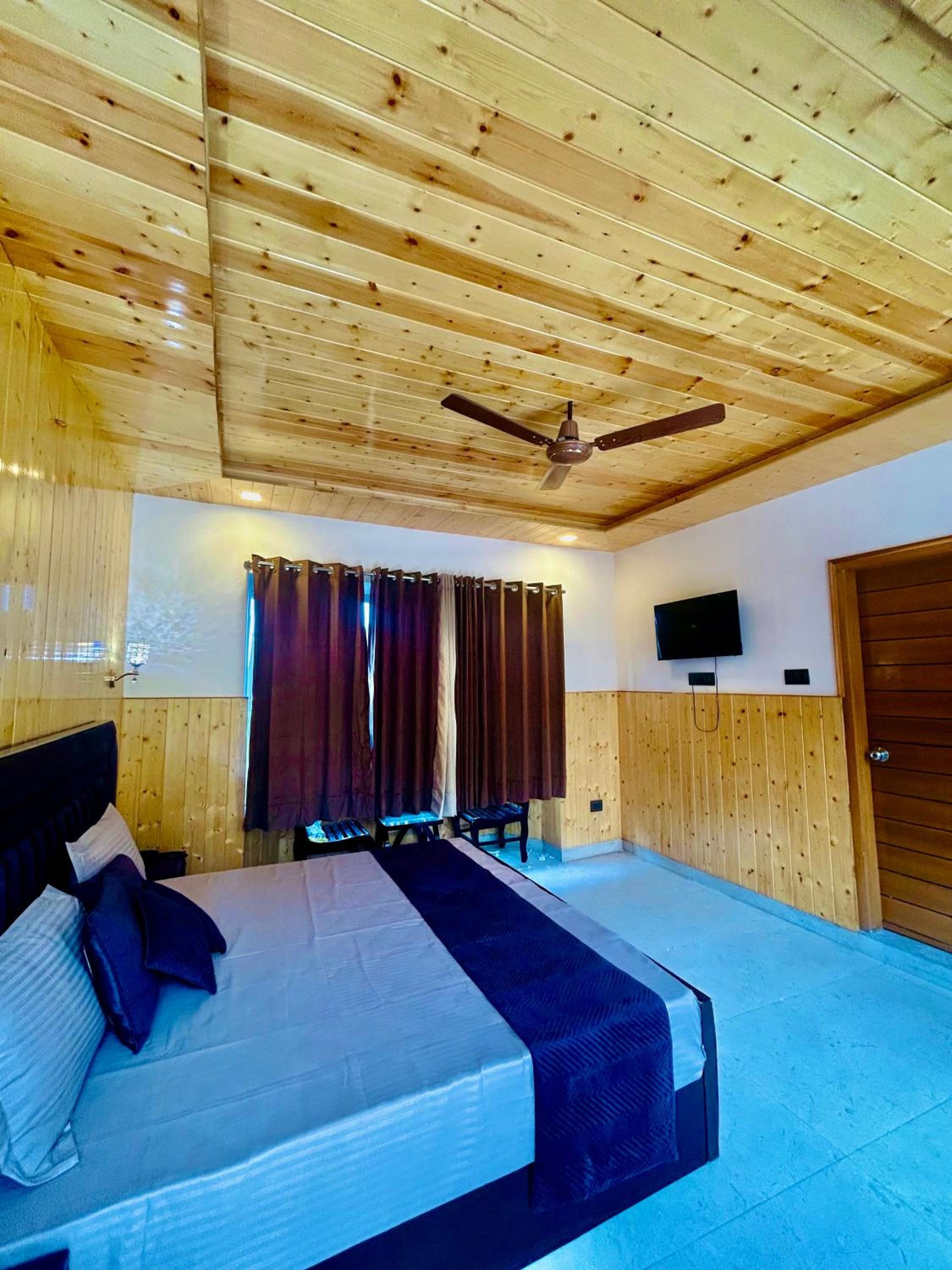 Amadeus Homestay