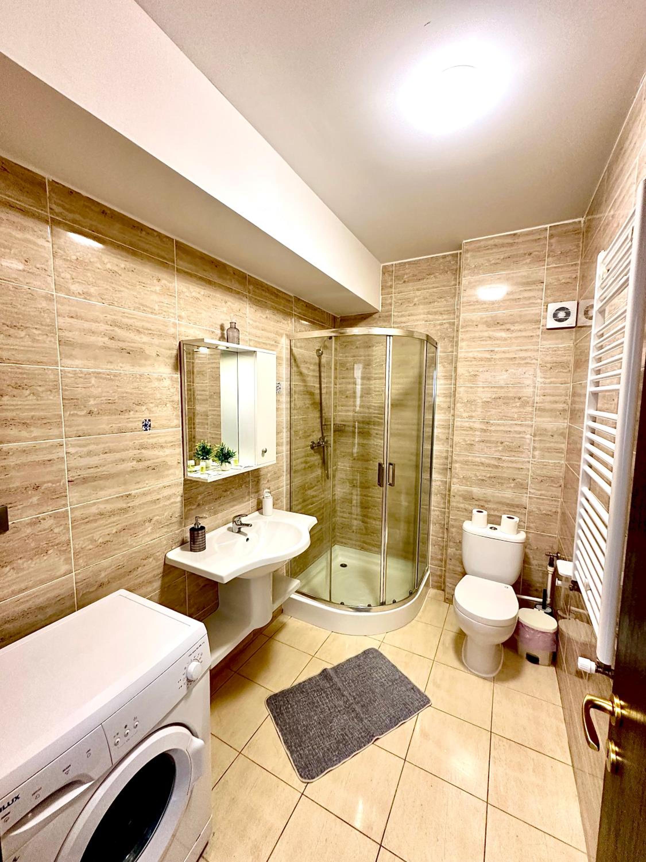 Monarch Boutique Apartaments