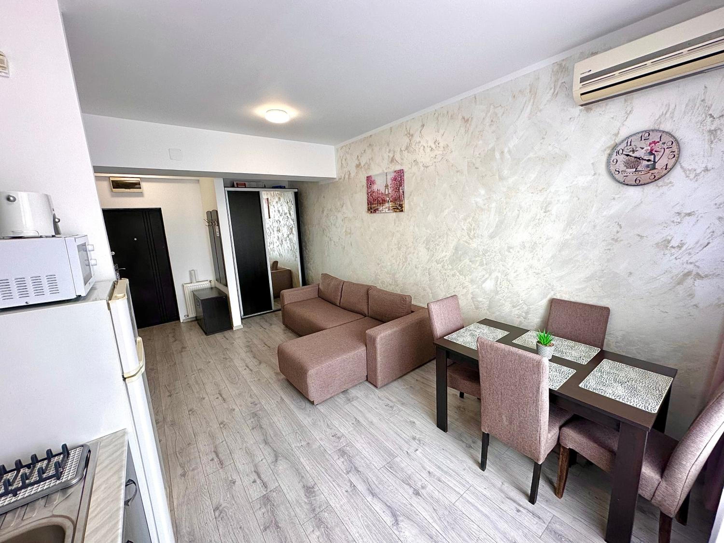 Monarch Boutique Apartaments