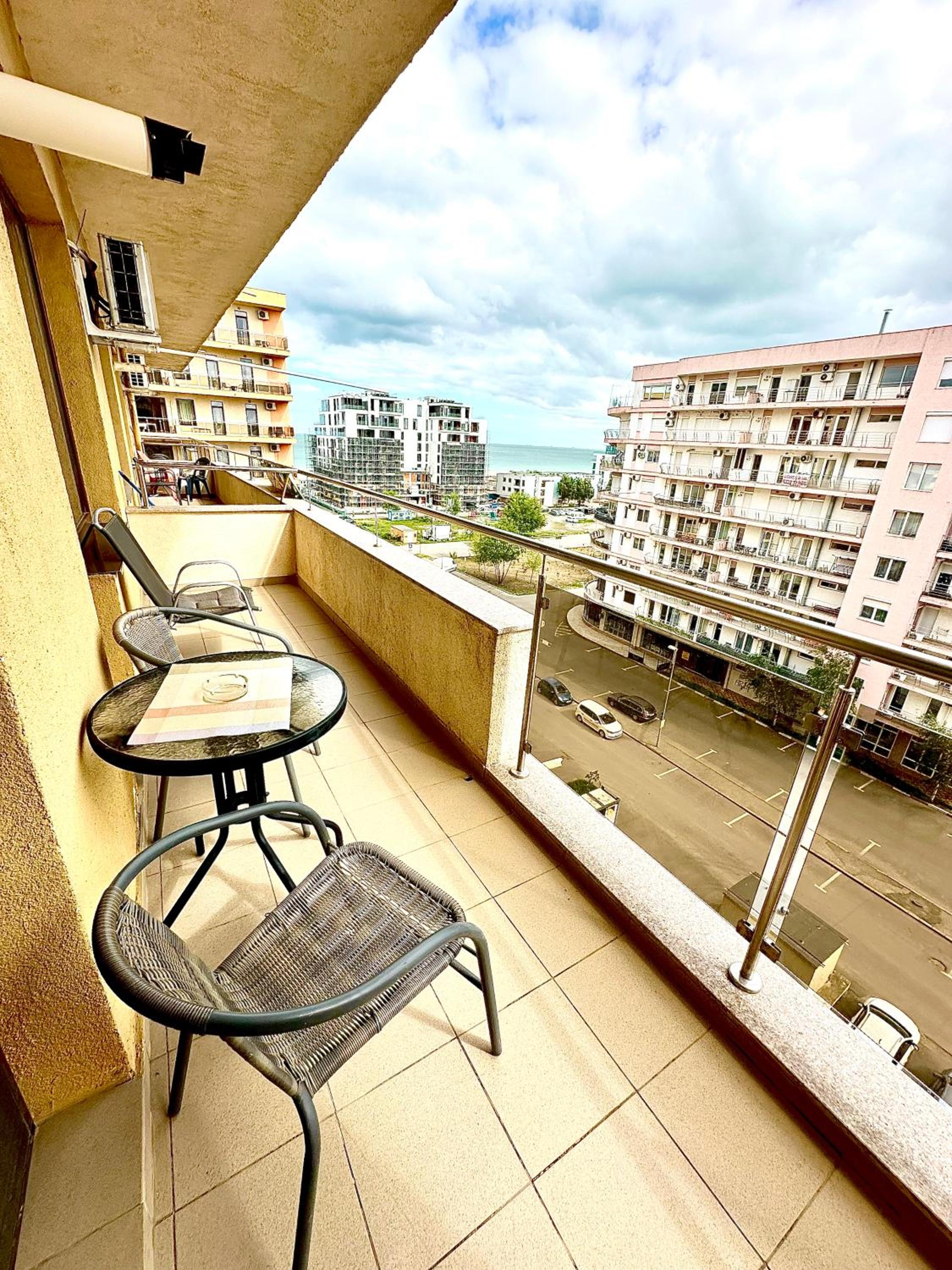 Monarch Boutique Apartaments