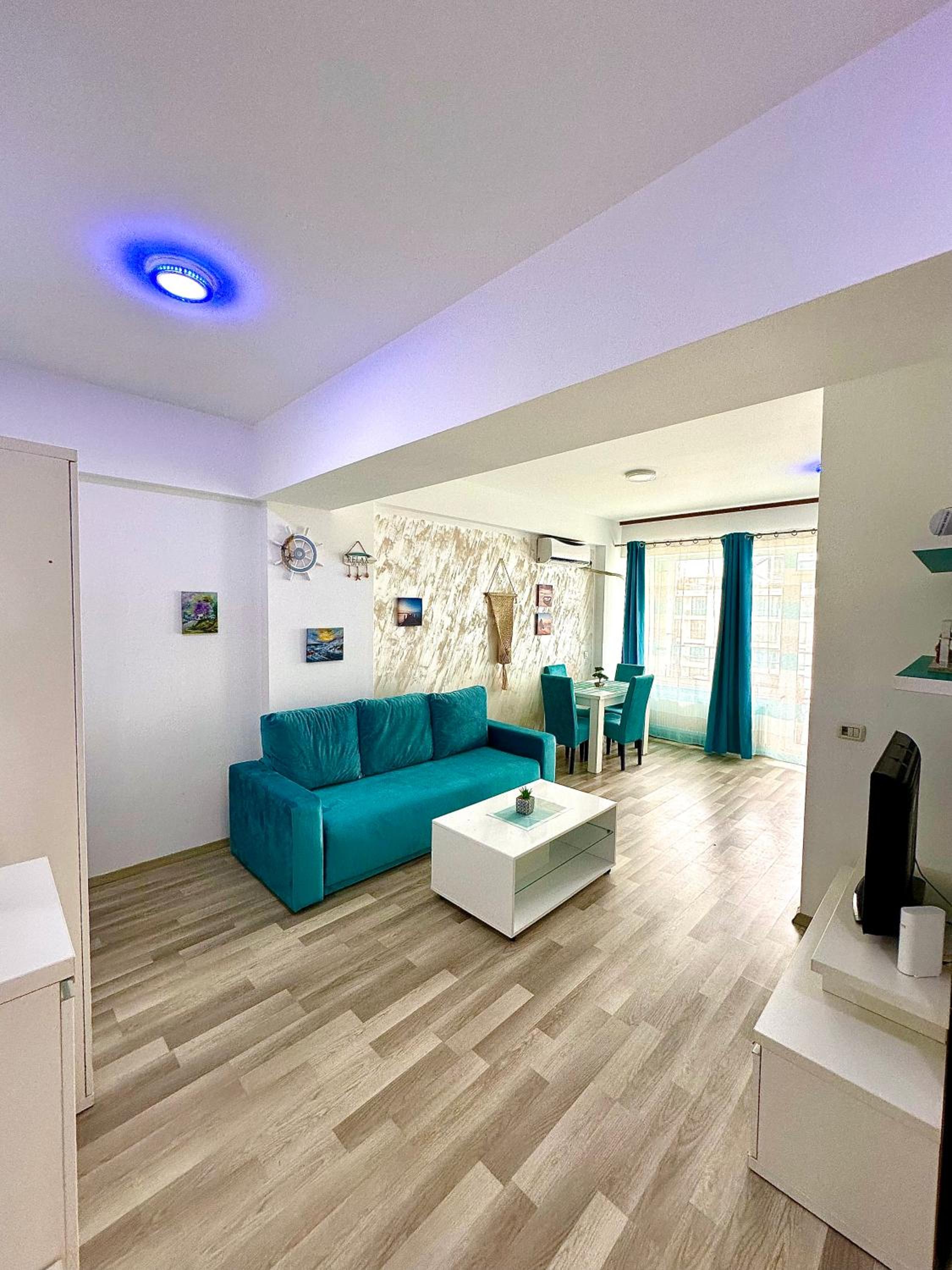 Monarch Boutique Apartaments