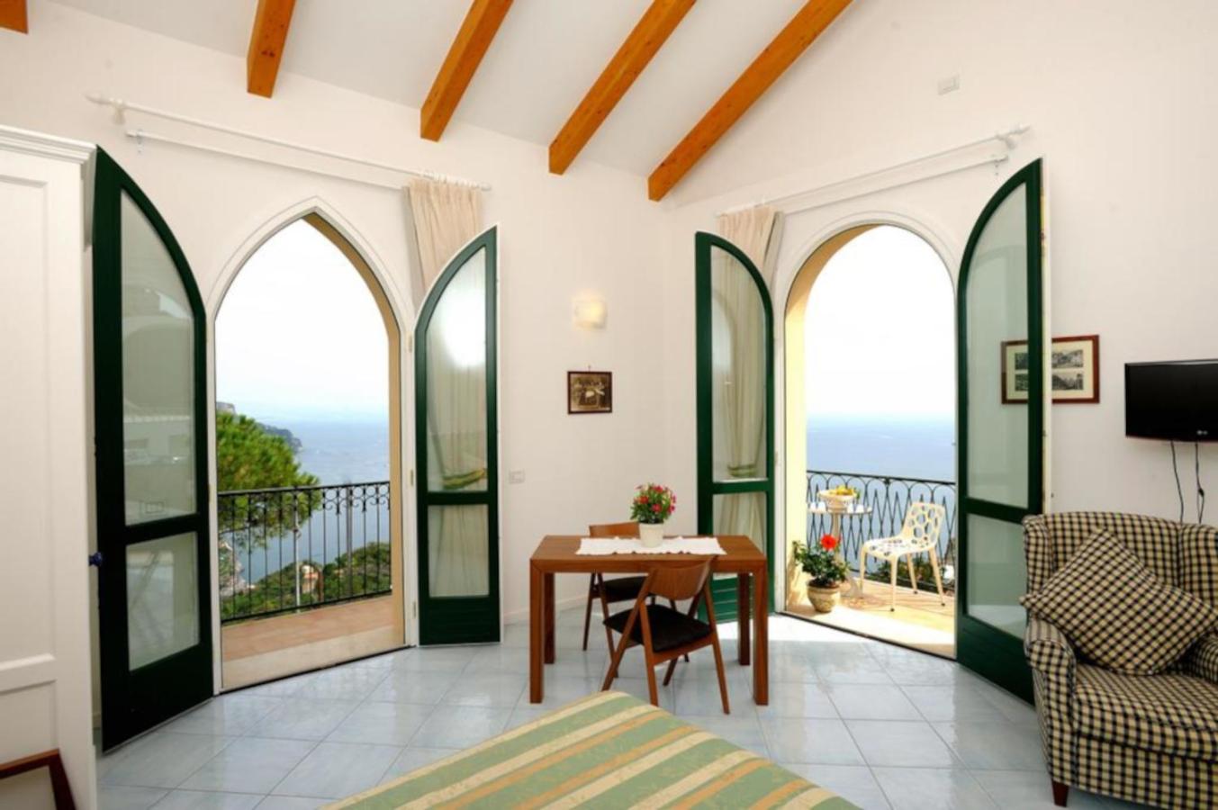 La Dolce Vita Ravello - Signature Studio with Amalfi Coast View photo 3