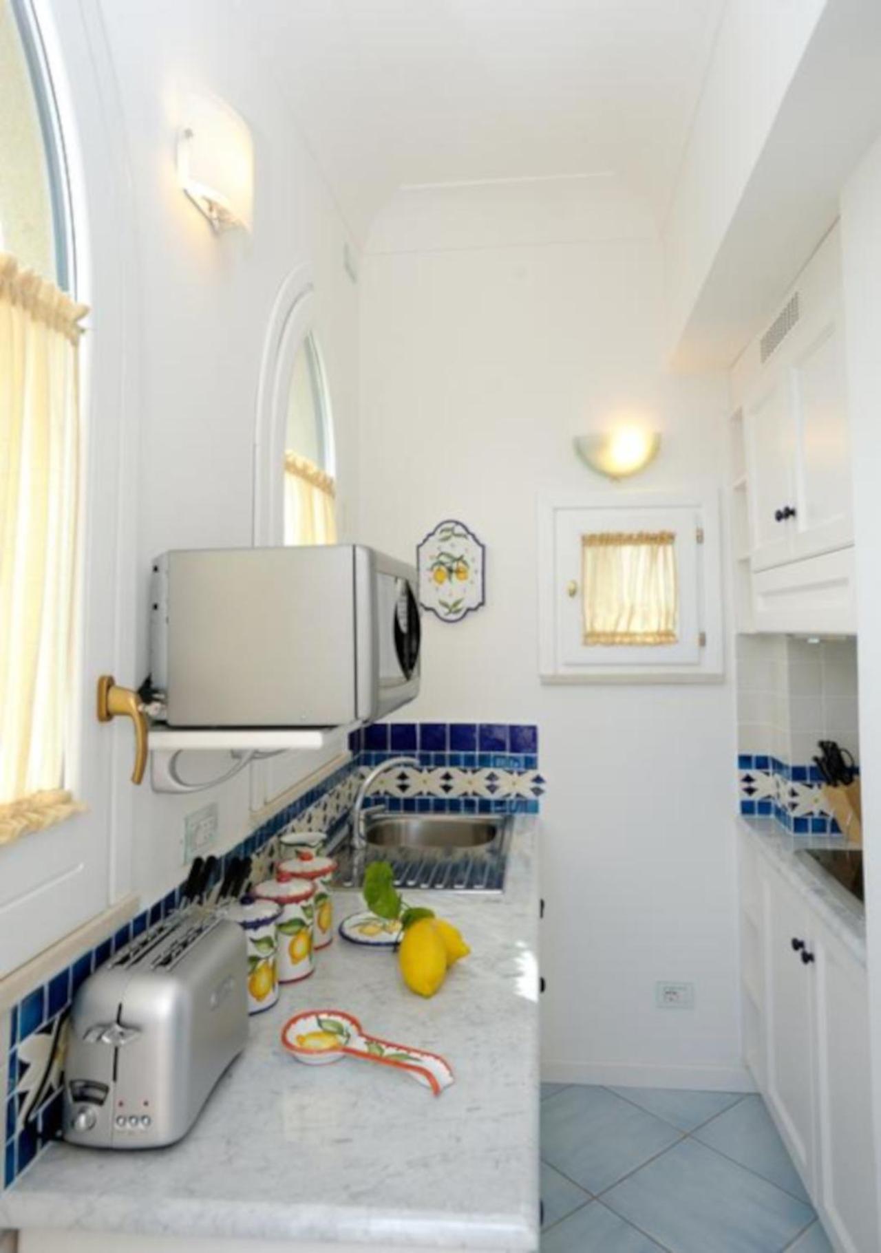 La Dolce Vita Ravello - Signature Studio with Amalfi Coast View photo 5