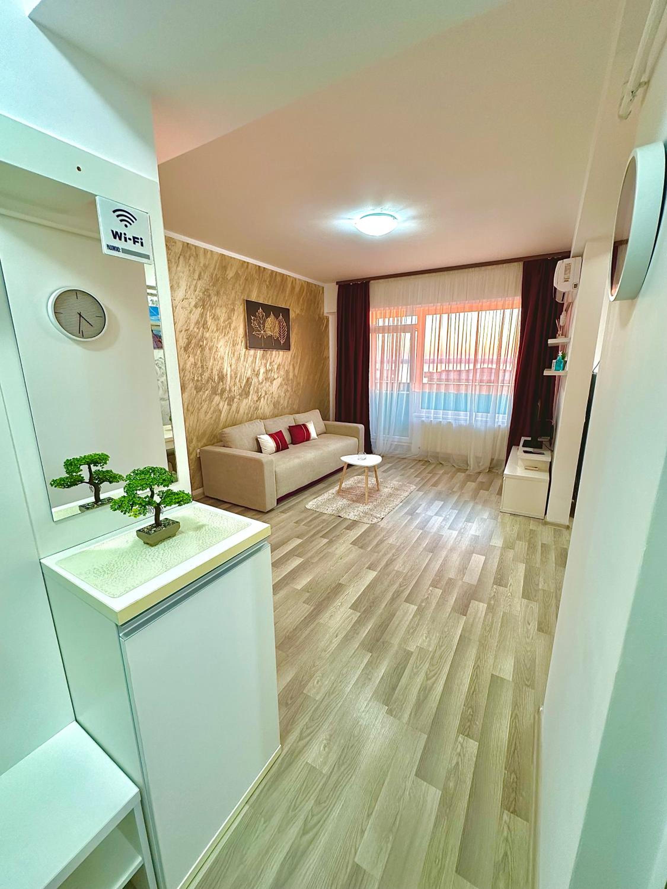 Monarch Boutique Apartaments