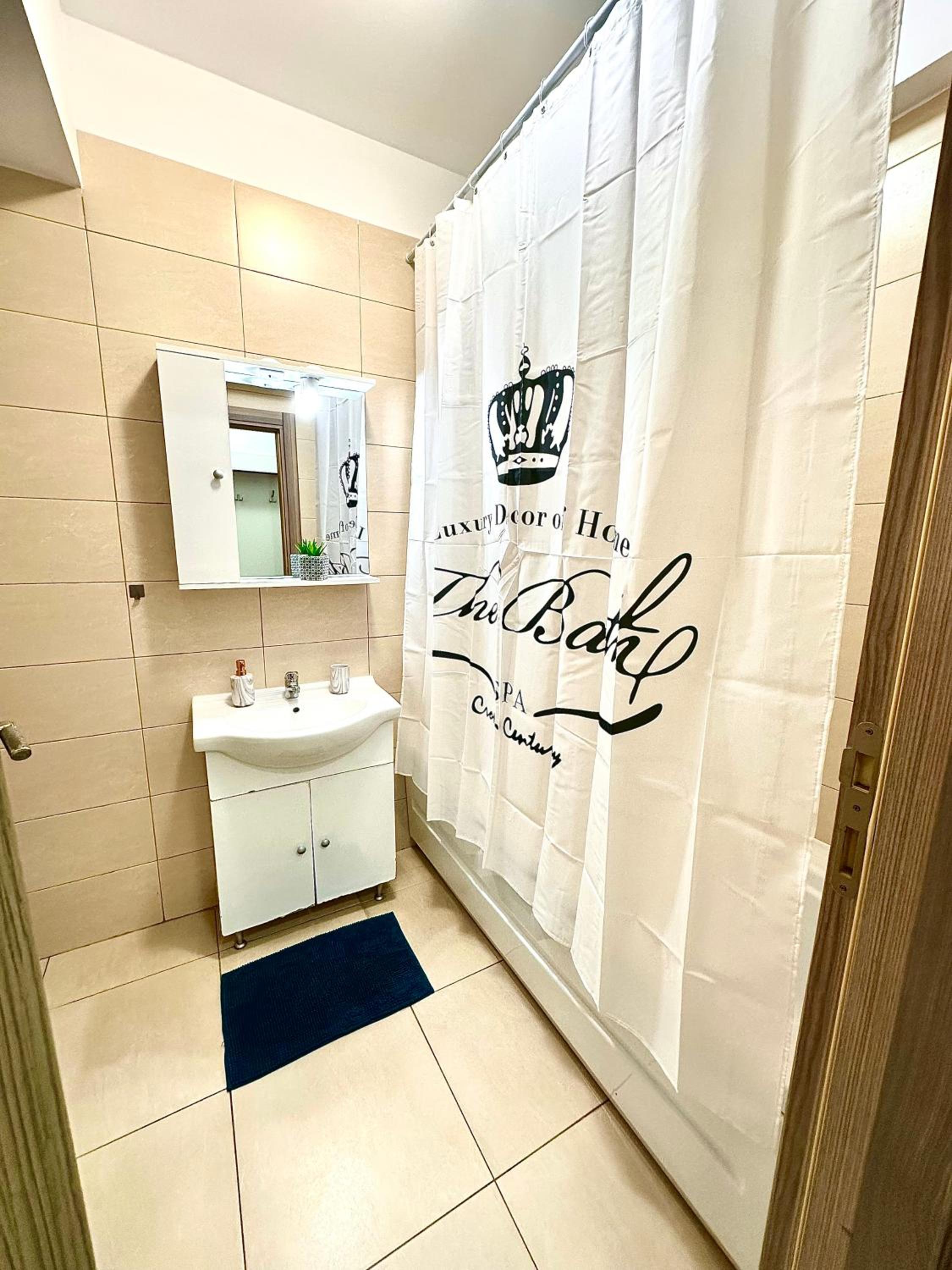 Monarch Boutique Apartaments