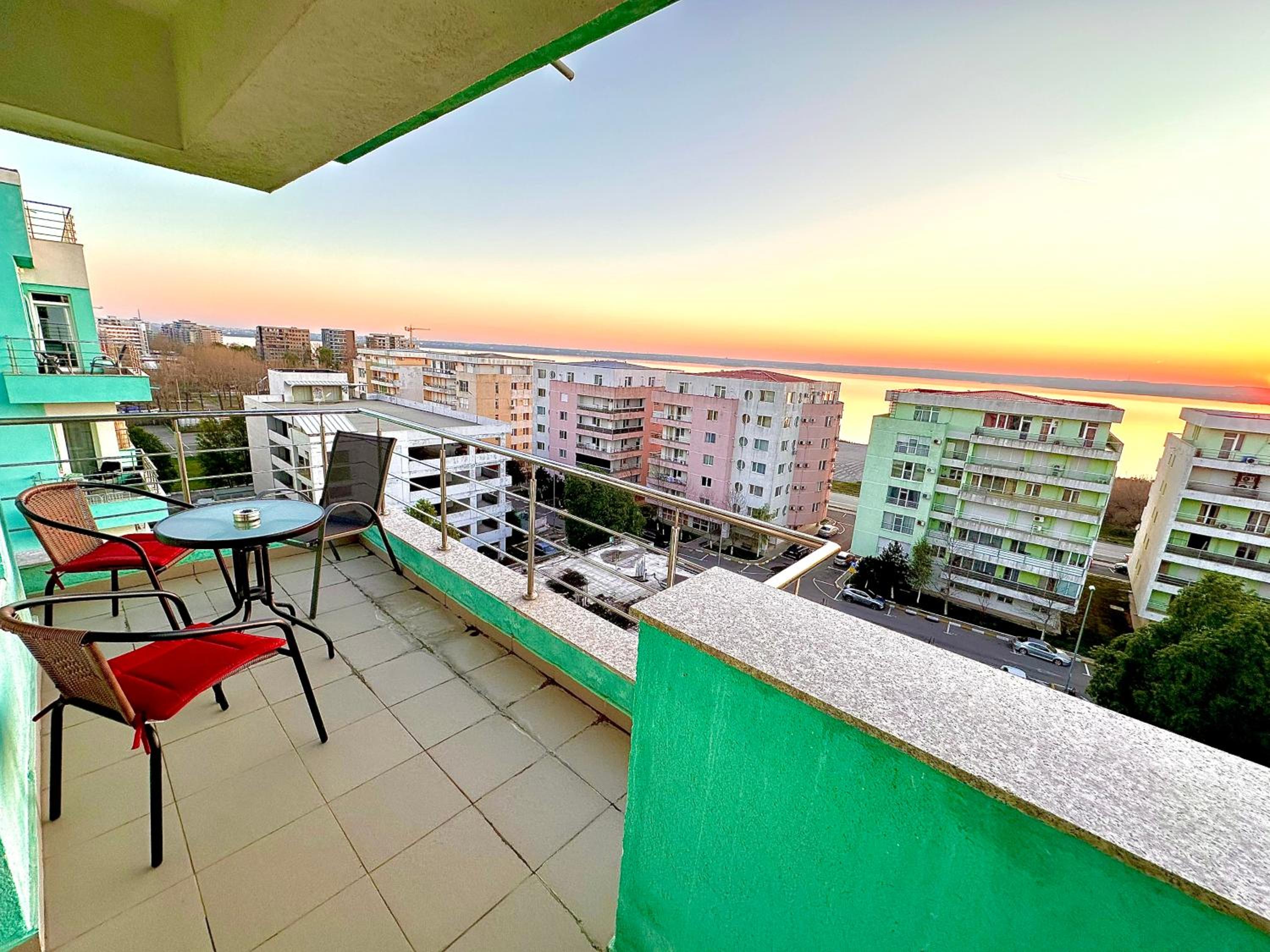 Monarch Boutique Apartaments