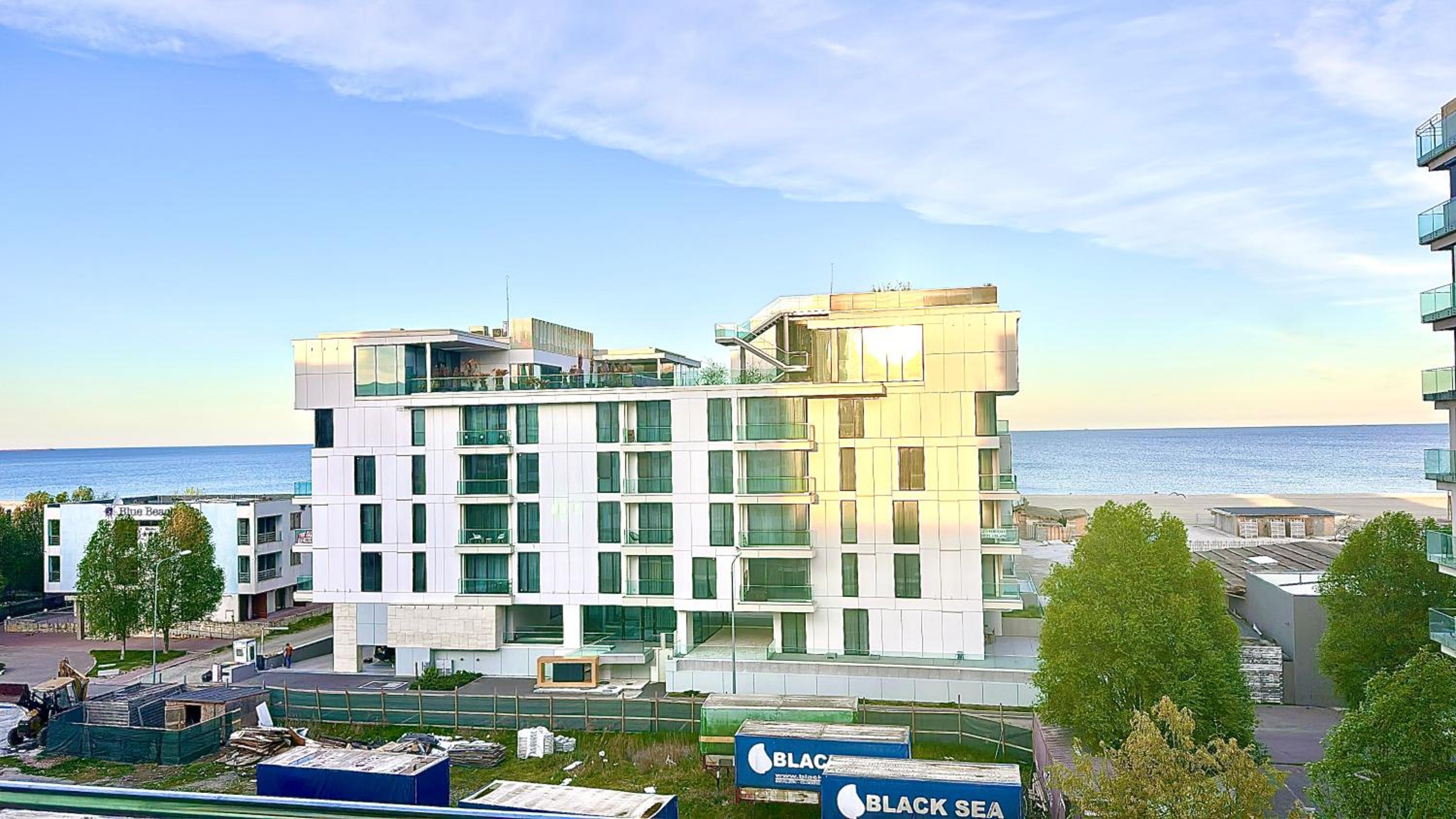 Monarch Boutique Apartaments