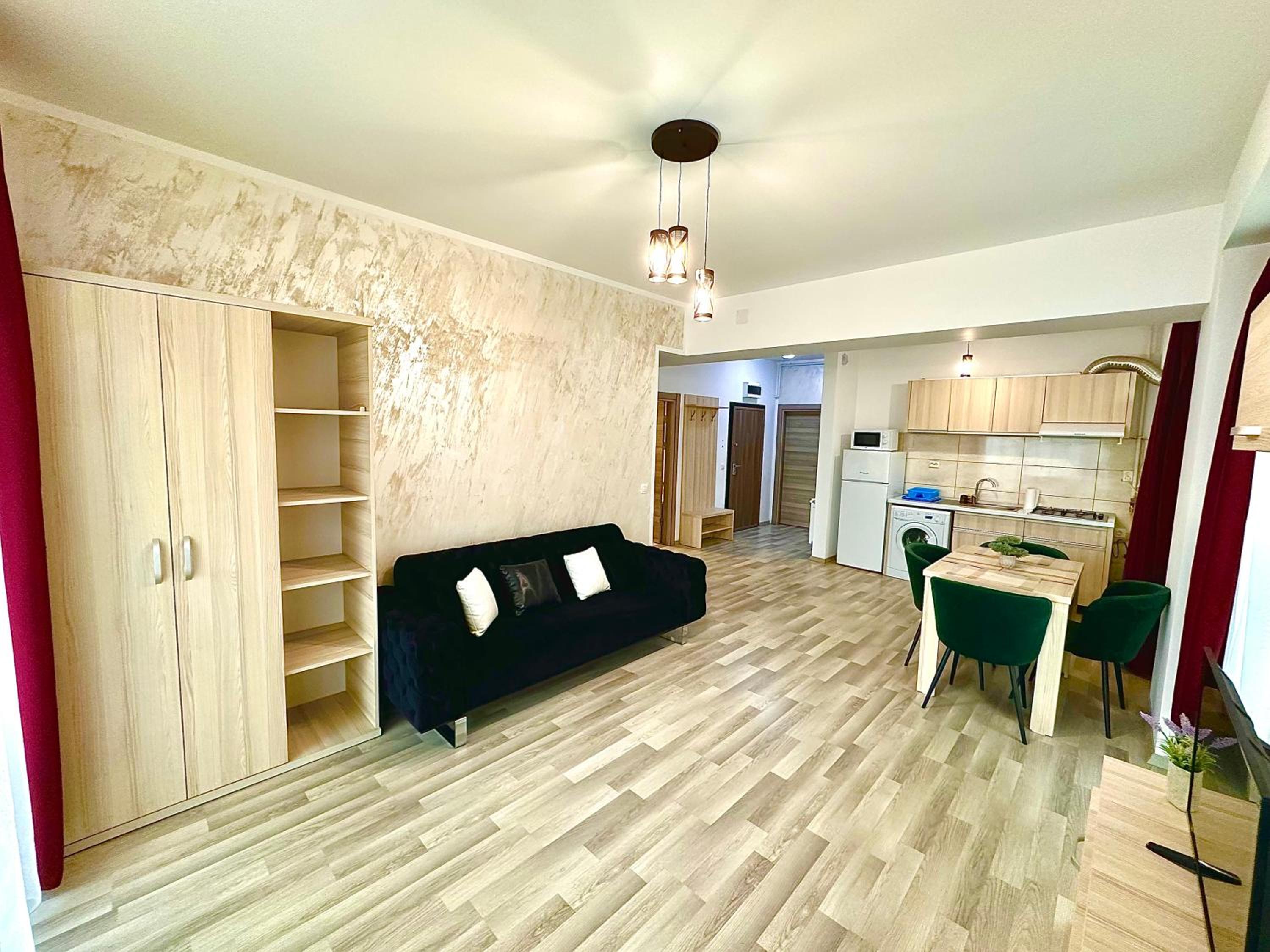 Monarch Boutique Apartaments