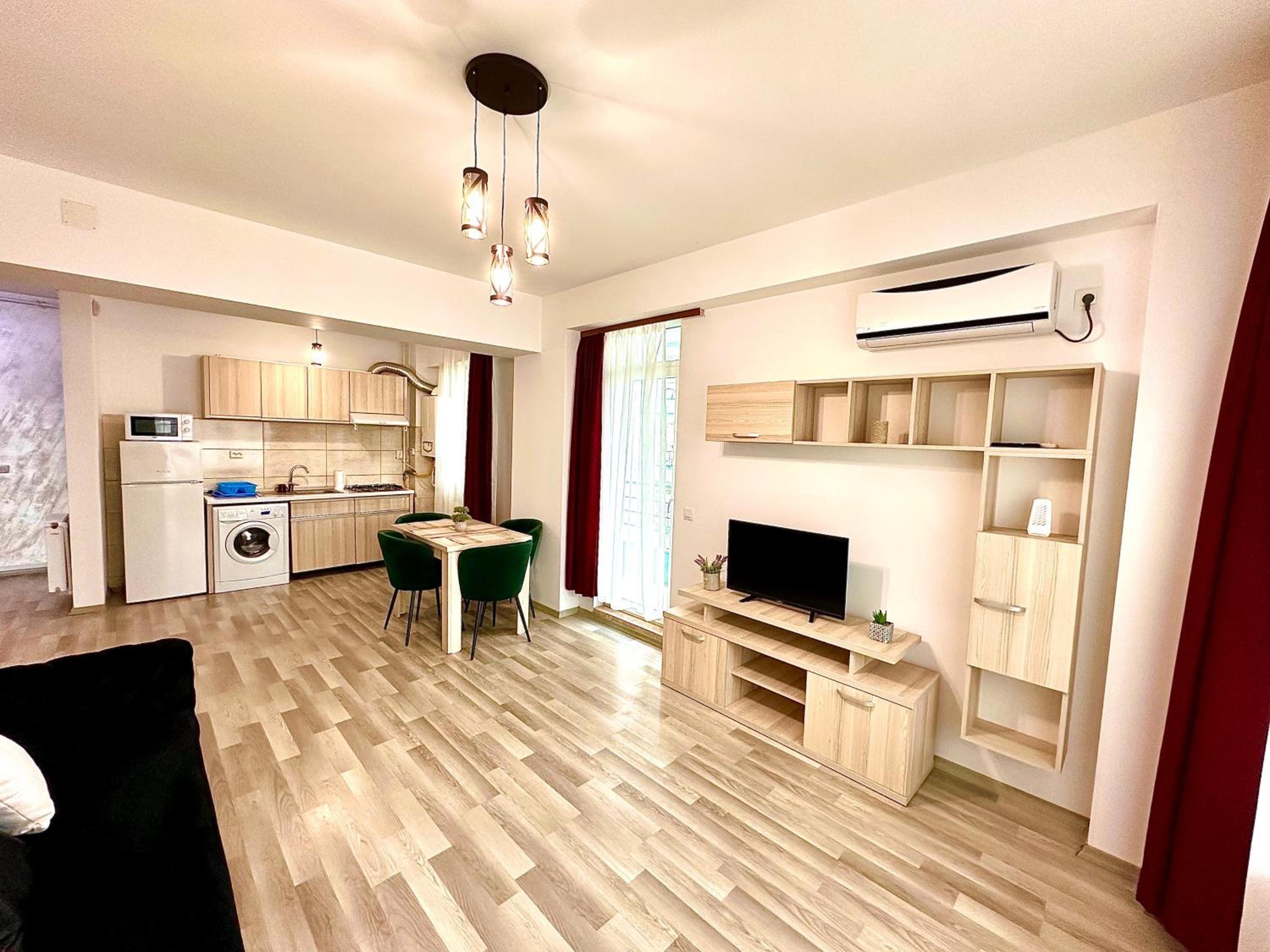 Monarch Boutique Apartaments