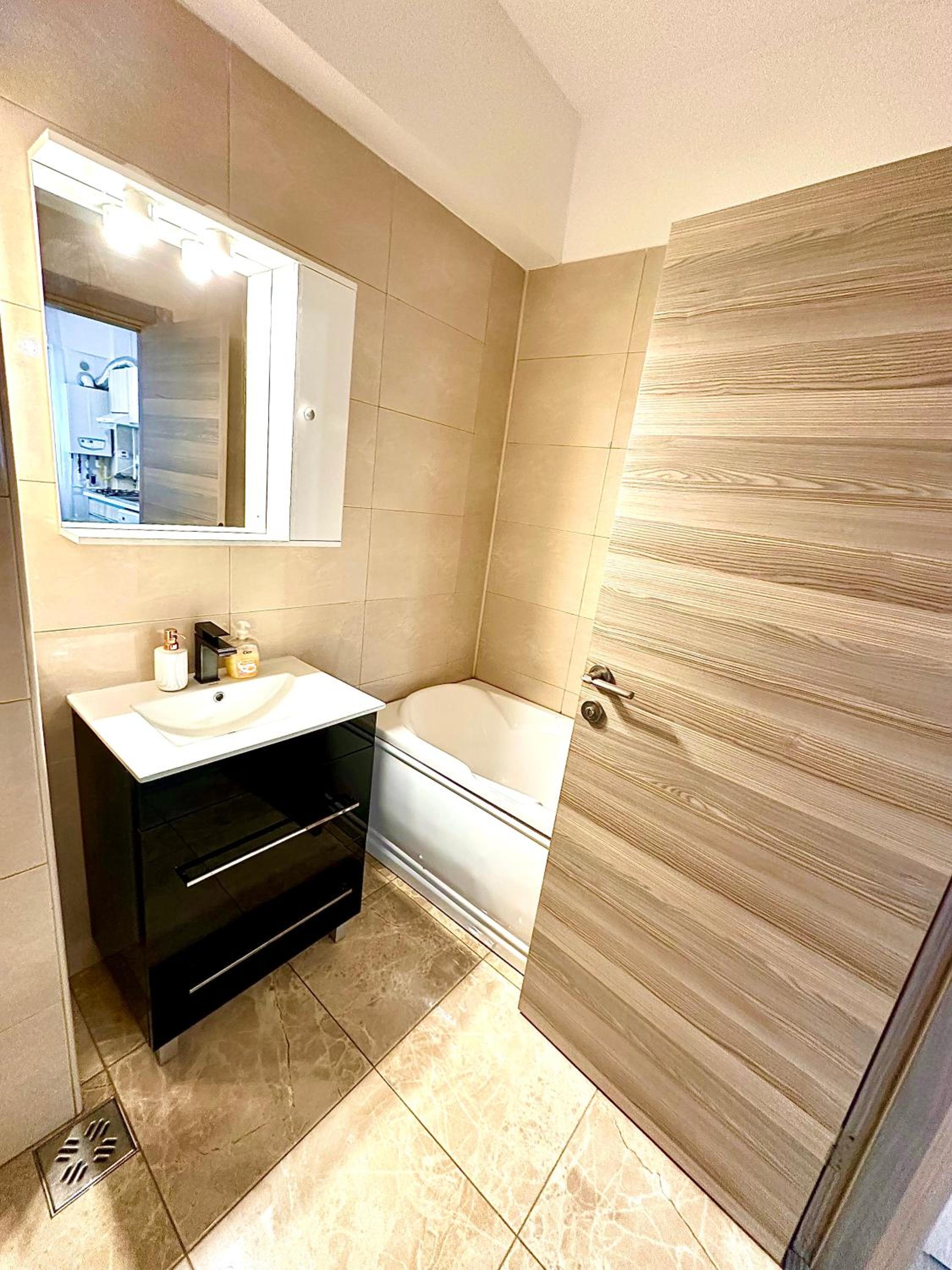 Monarch Boutique Apartaments