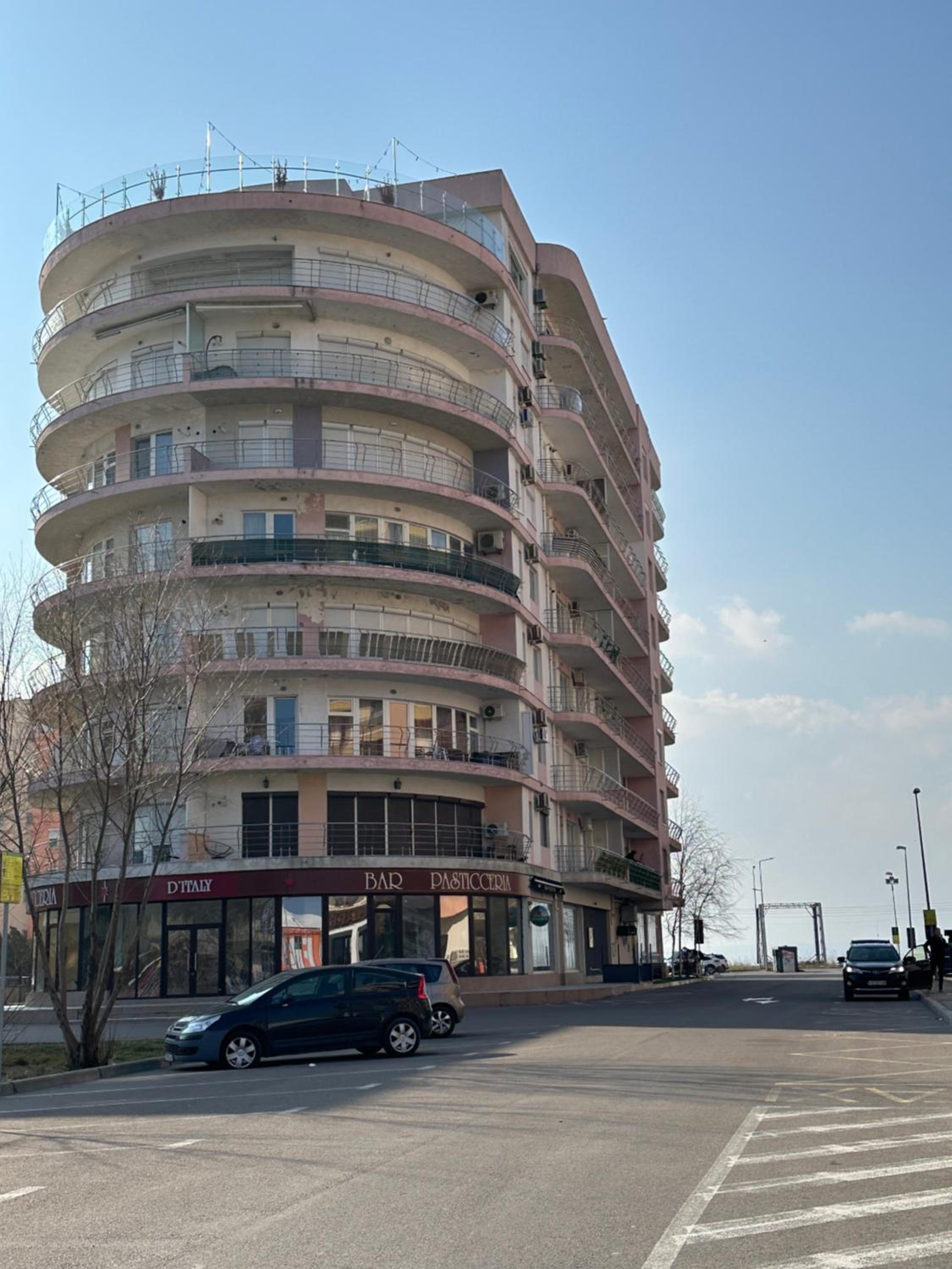 Monarch Boutique Apartaments