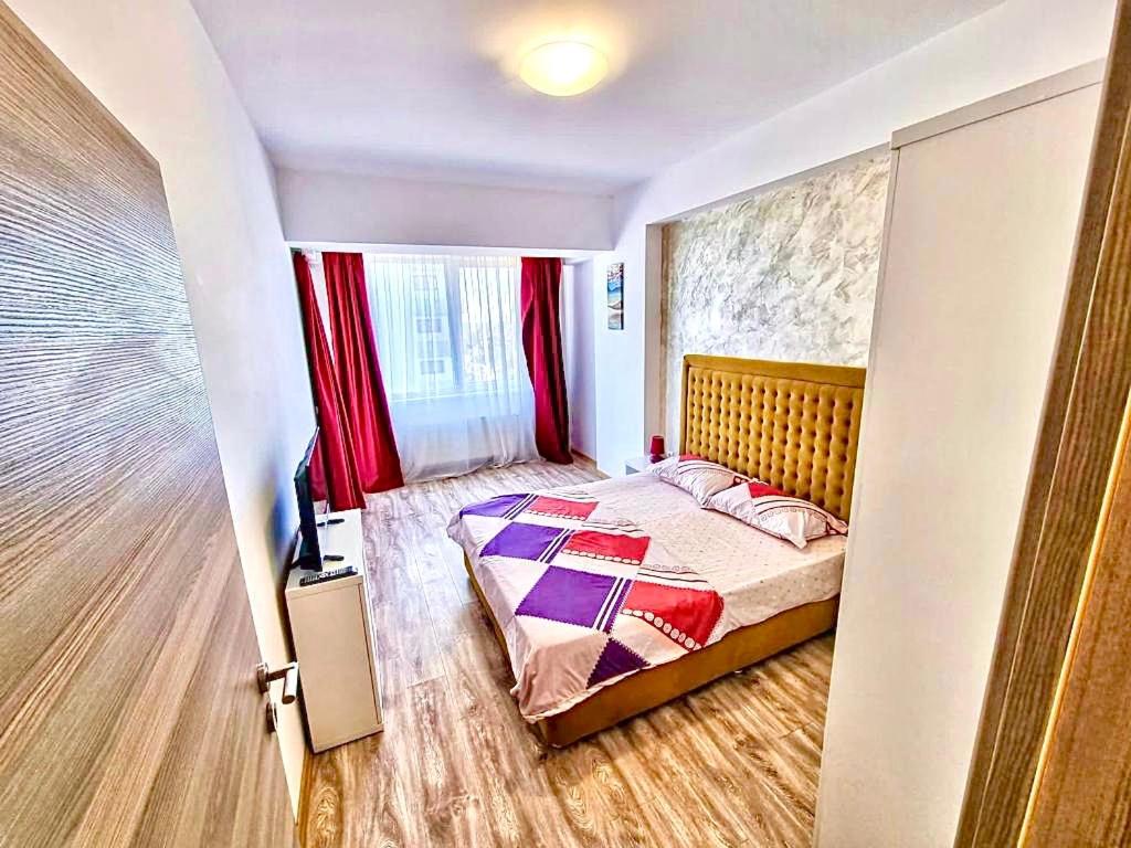Monarch Boutique Apartaments