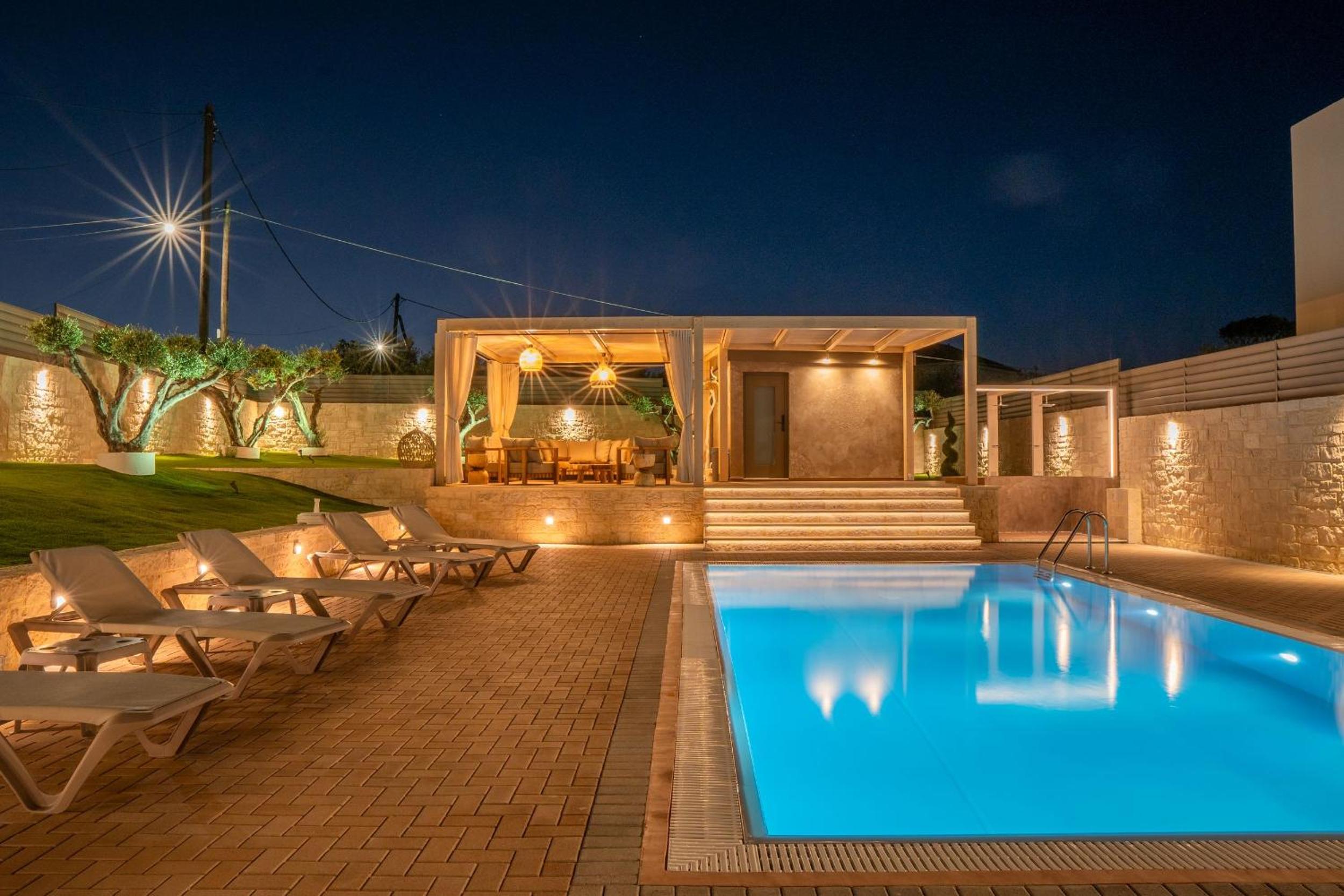 Avelia Luxury Villa with private pool view 3