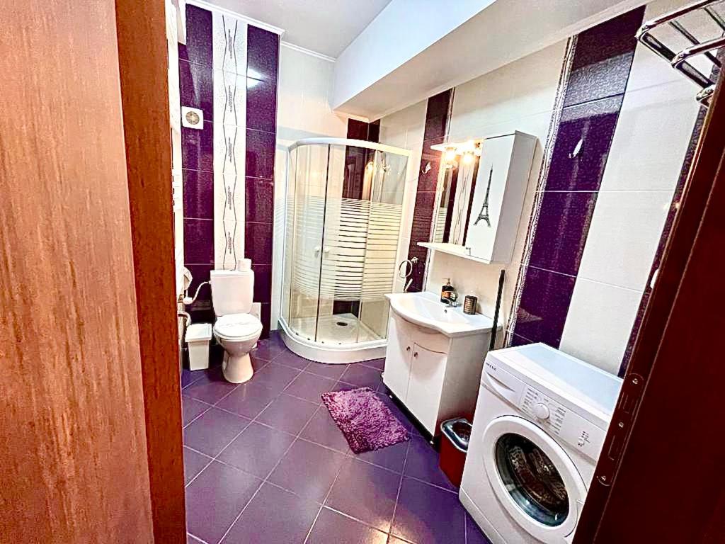 Monarch Boutique Apartaments